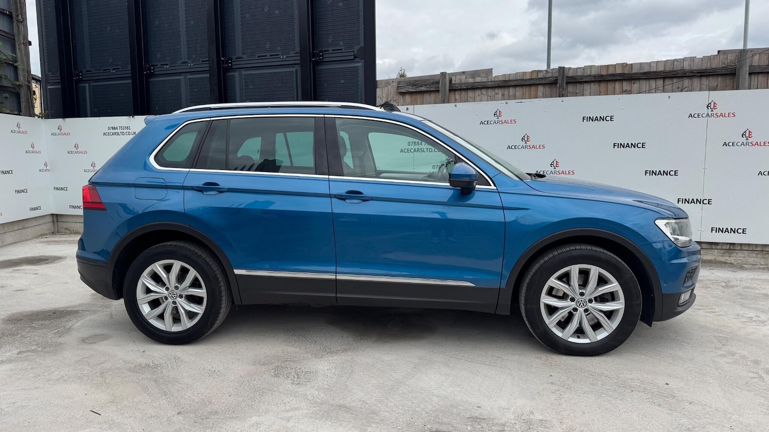 Used Volkswagen Tiguan 2019 for sale - 76060363: Photo 9