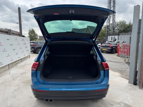 Used Volkswagen Tiguan 2019 for sale - 76060363: Photo 96