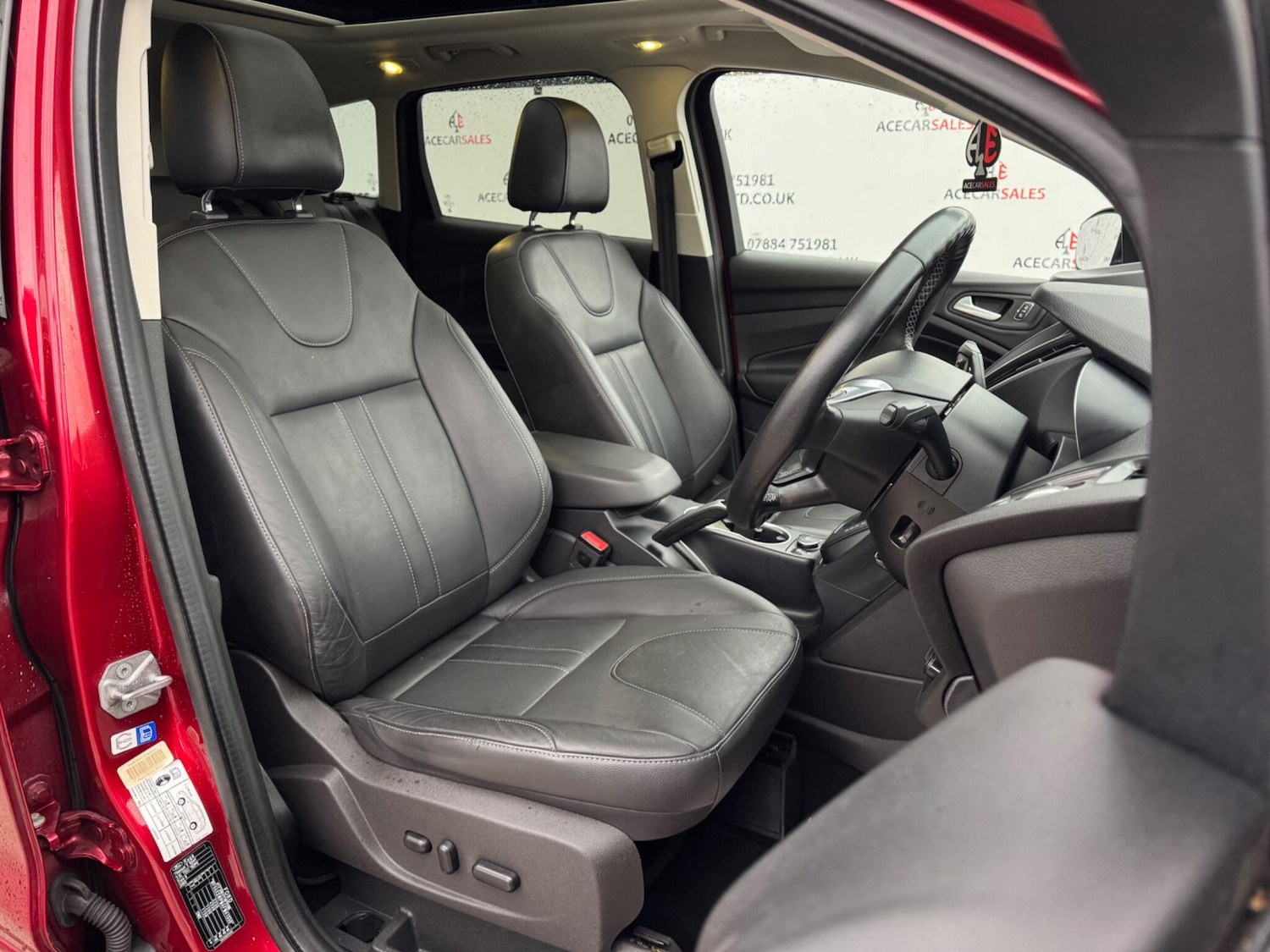 Used Ford Kuga 2015 for sale - 76976299: Photo 12