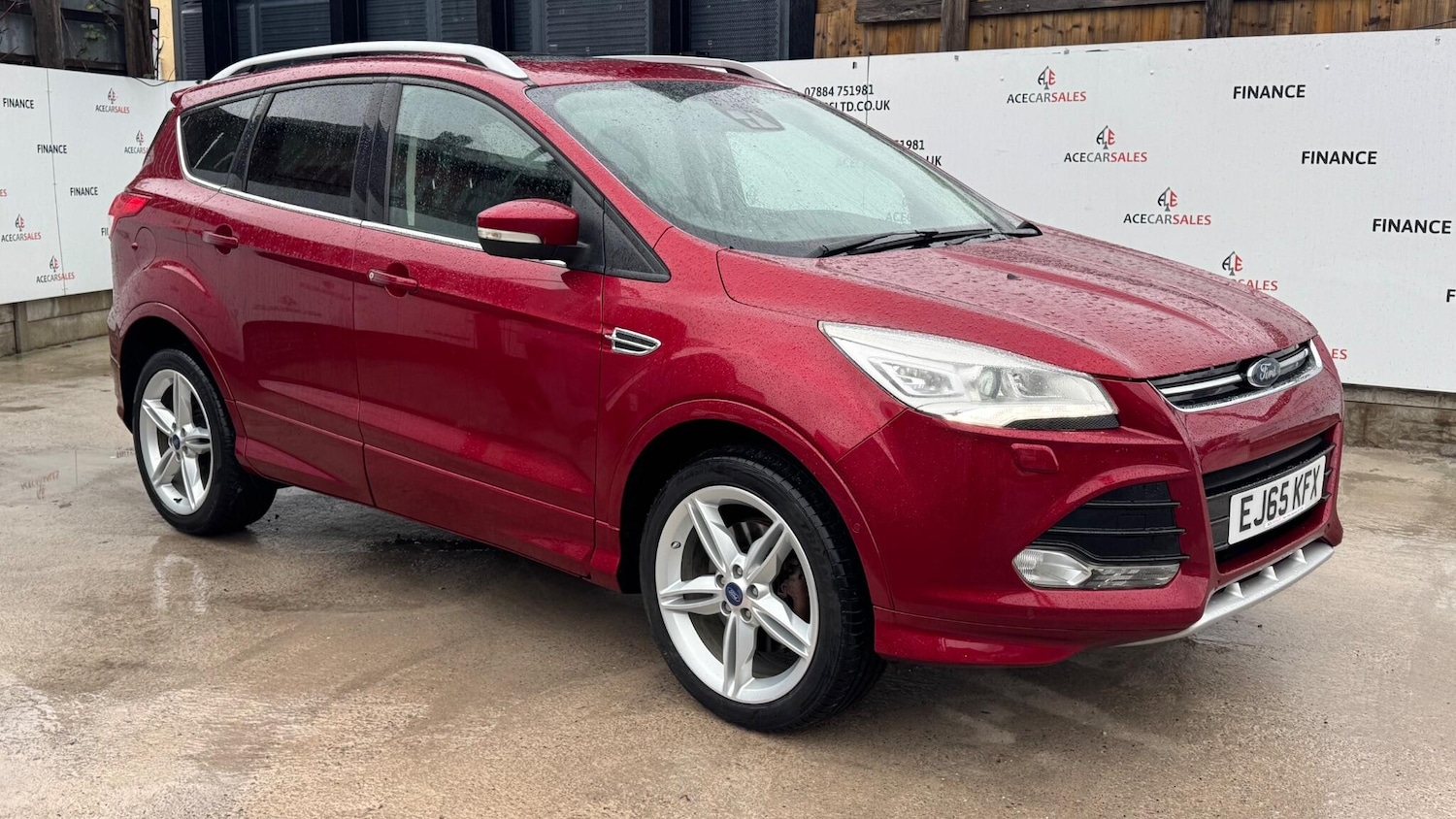 Used Ford Kuga 2015 for sale - 76976299: Photo 2