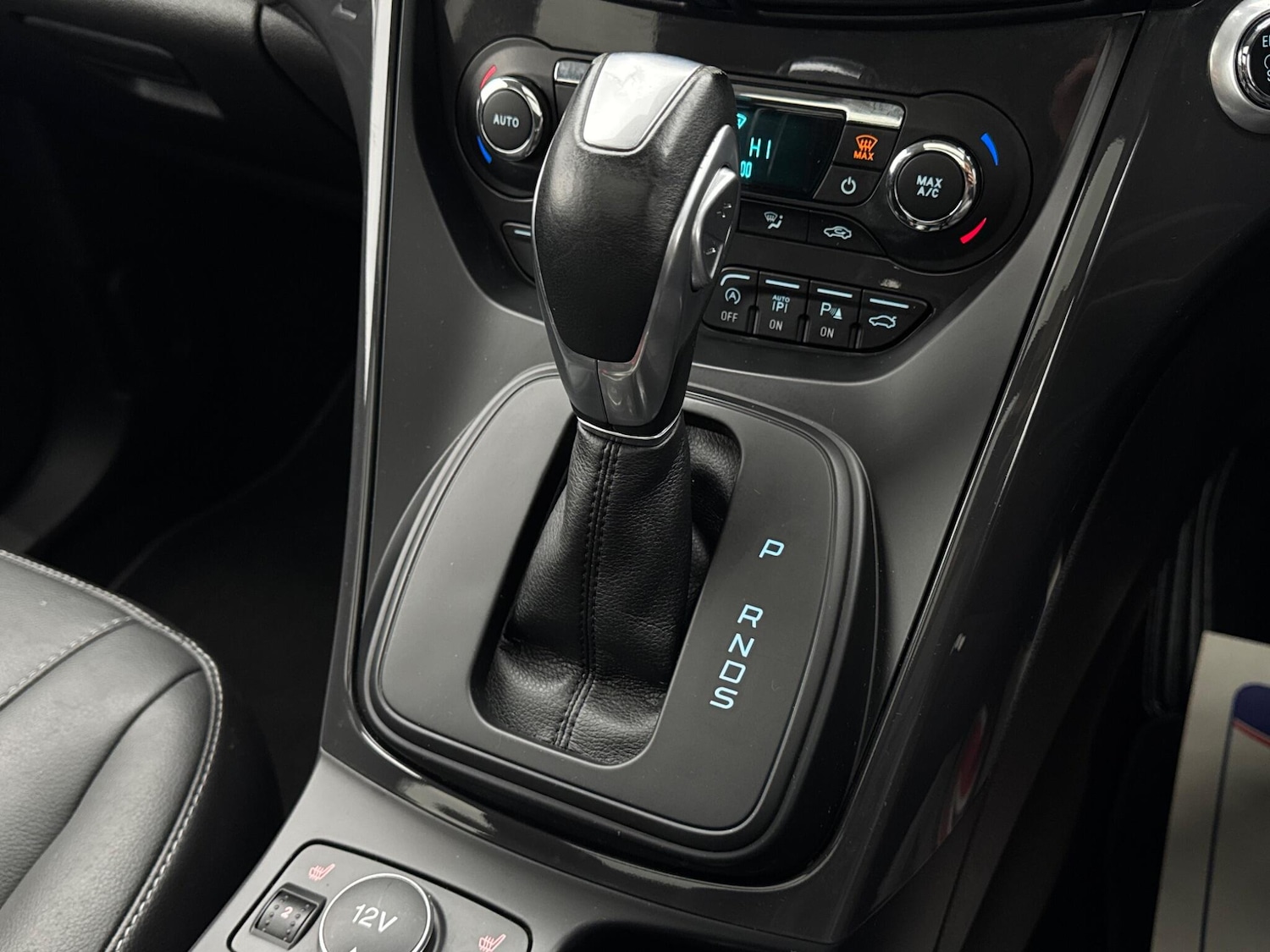 Used Ford Kuga 2015 for sale - 76976299: Photo 27