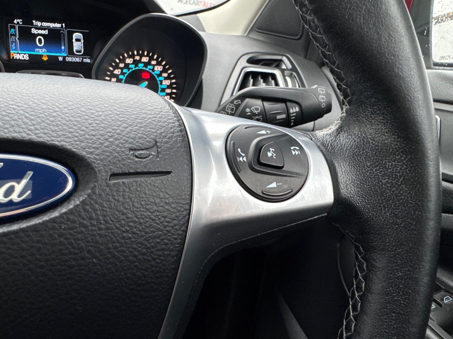 Used Ford Kuga 2015 for sale - 76976299: Photo 34