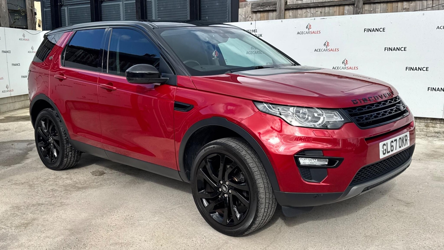 Used Land Rover Discovery Sport 2017 for sale - 77839229: Photo 2