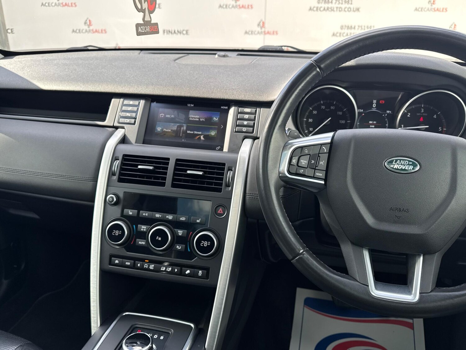 Used Land Rover Discovery Sport 2017 for sale - 77839229: Photo 25