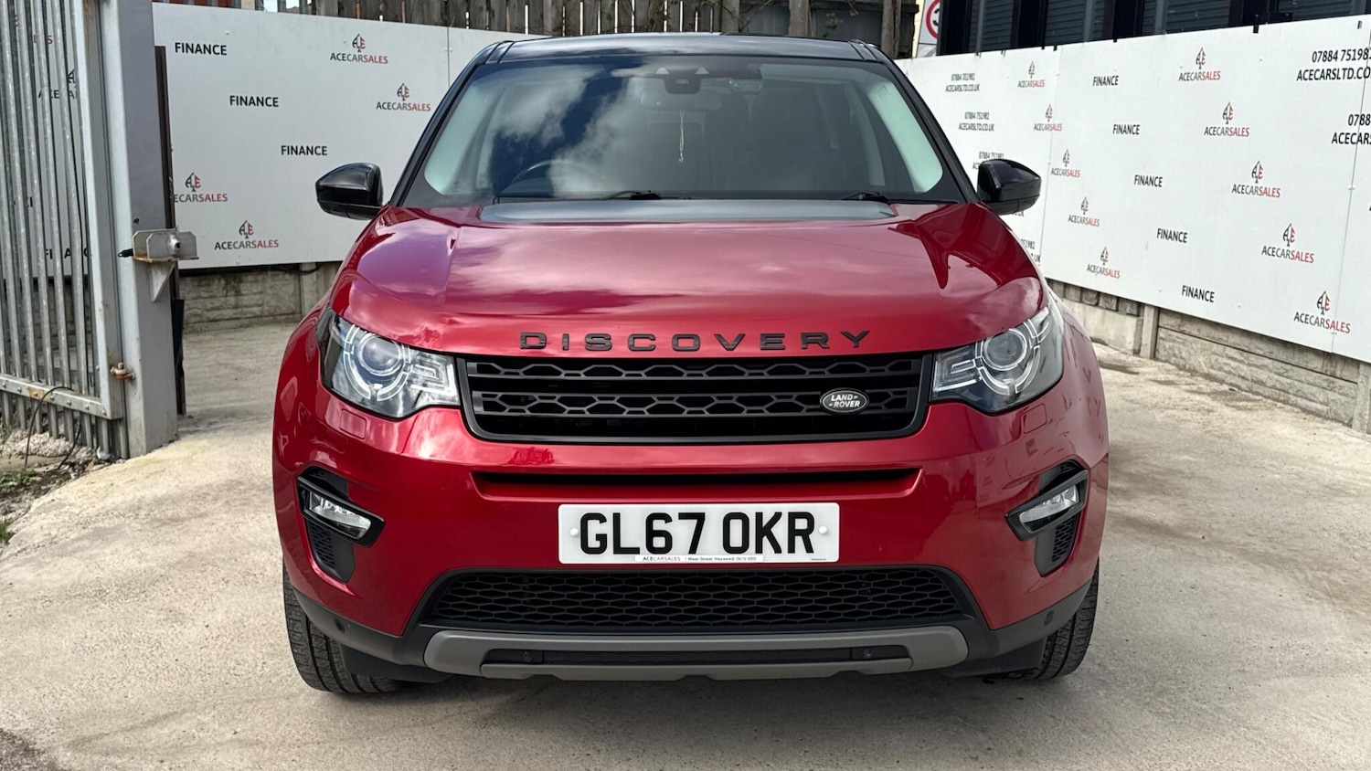 Used Land Rover Discovery Sport 2017 for sale - 77839229: Photo 3