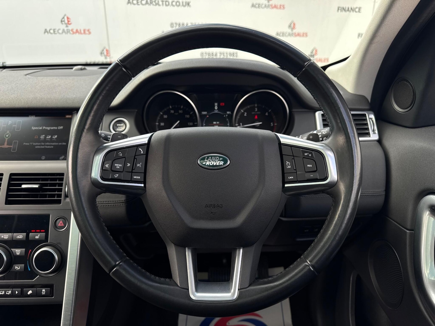 Used Land Rover Discovery Sport 2017 for sale - 77839229: Photo 30