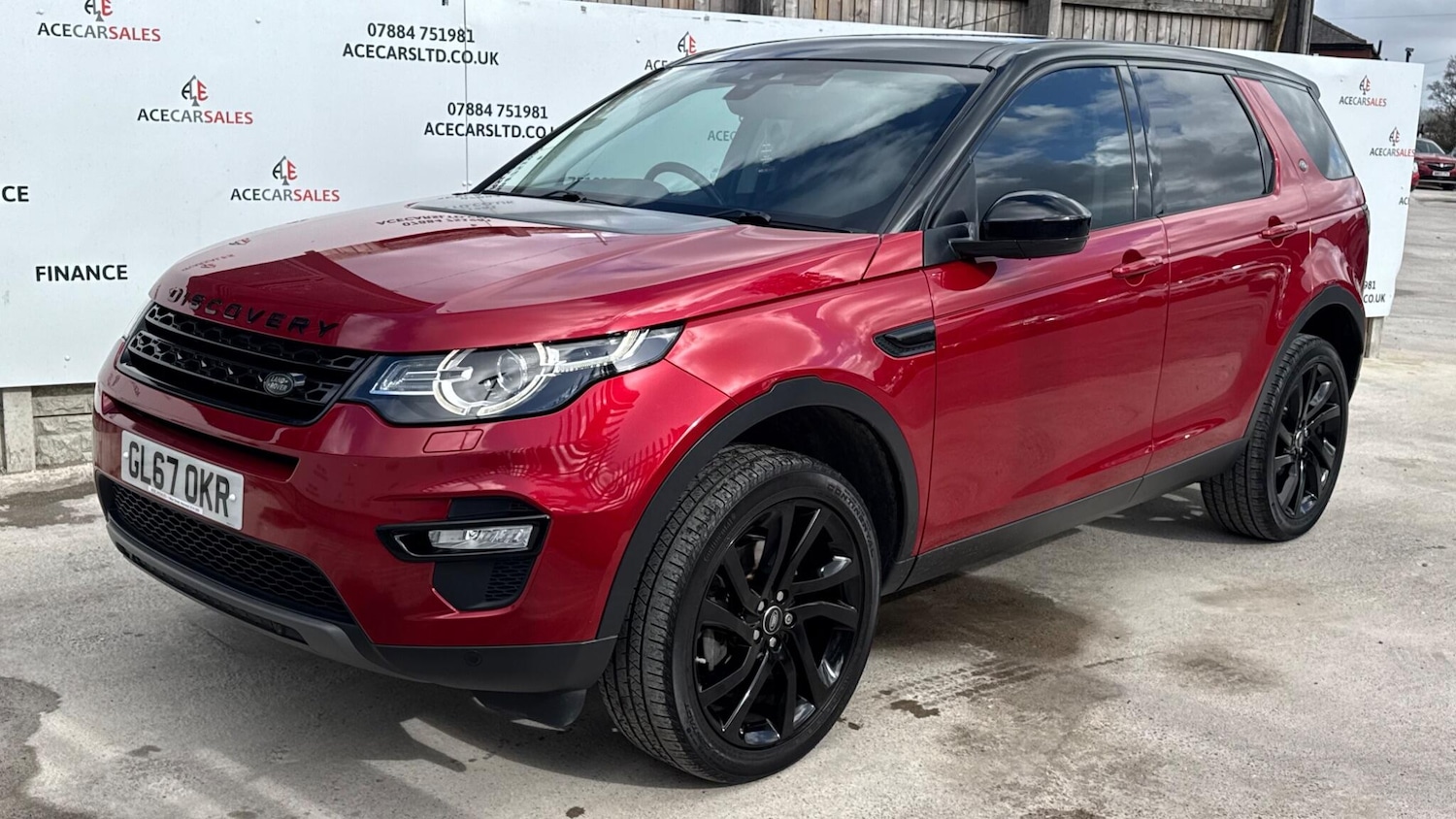 Used Land Rover Discovery Sport 2017 for sale - 77839229: Photo 4