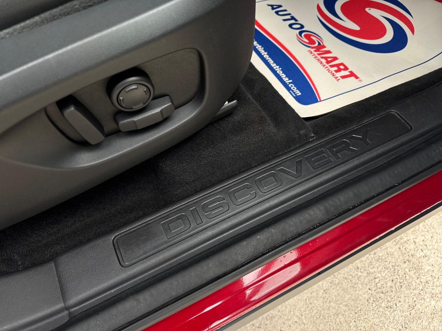 Used Land Rover Discovery Sport 2017 for sale - 77839229: Photo 65