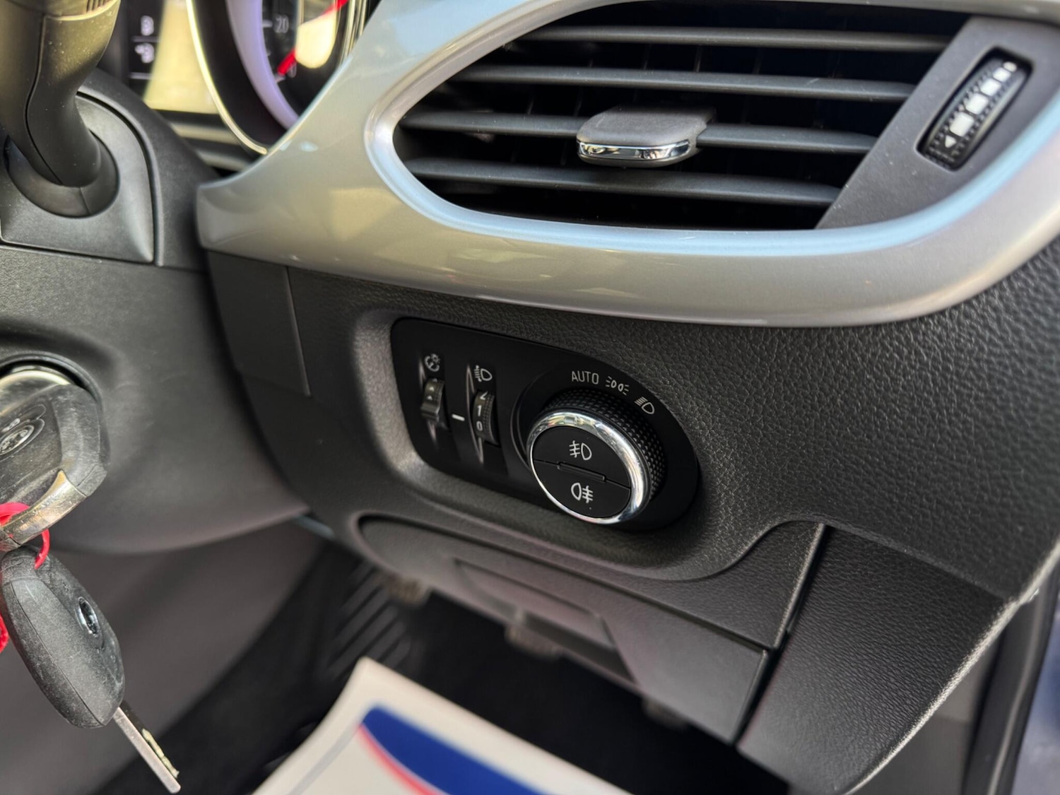 Used Vauxhall Astra 2019 for sale - 76666628: Photo 52