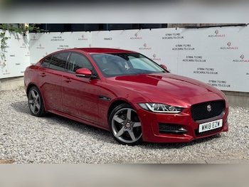 Used Jaguar XE 2018 for sale - 75589645: Photo