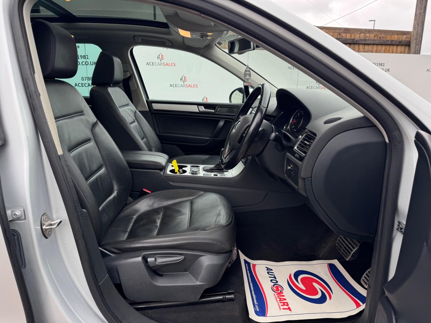 Used Volkswagen Touareg 2013 for sale - 76994033: Photo 11