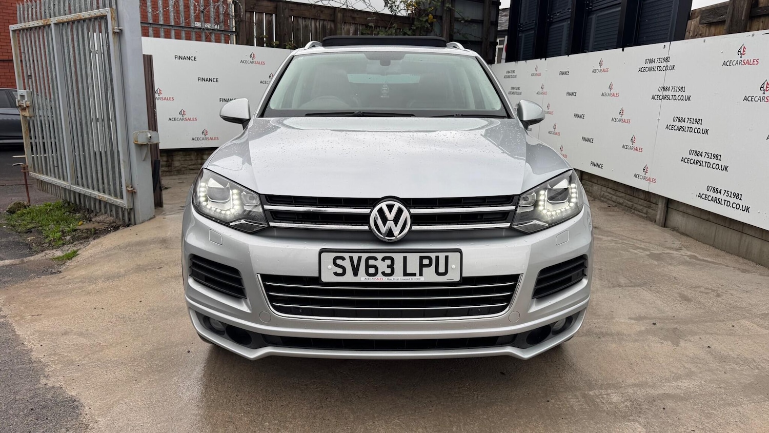 Used Volkswagen Touareg 2013 for sale - 76994033: Photo 3