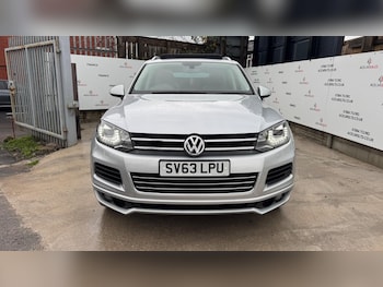 Used Volkswagen Touareg 2013 for sale - 76994033: Photo