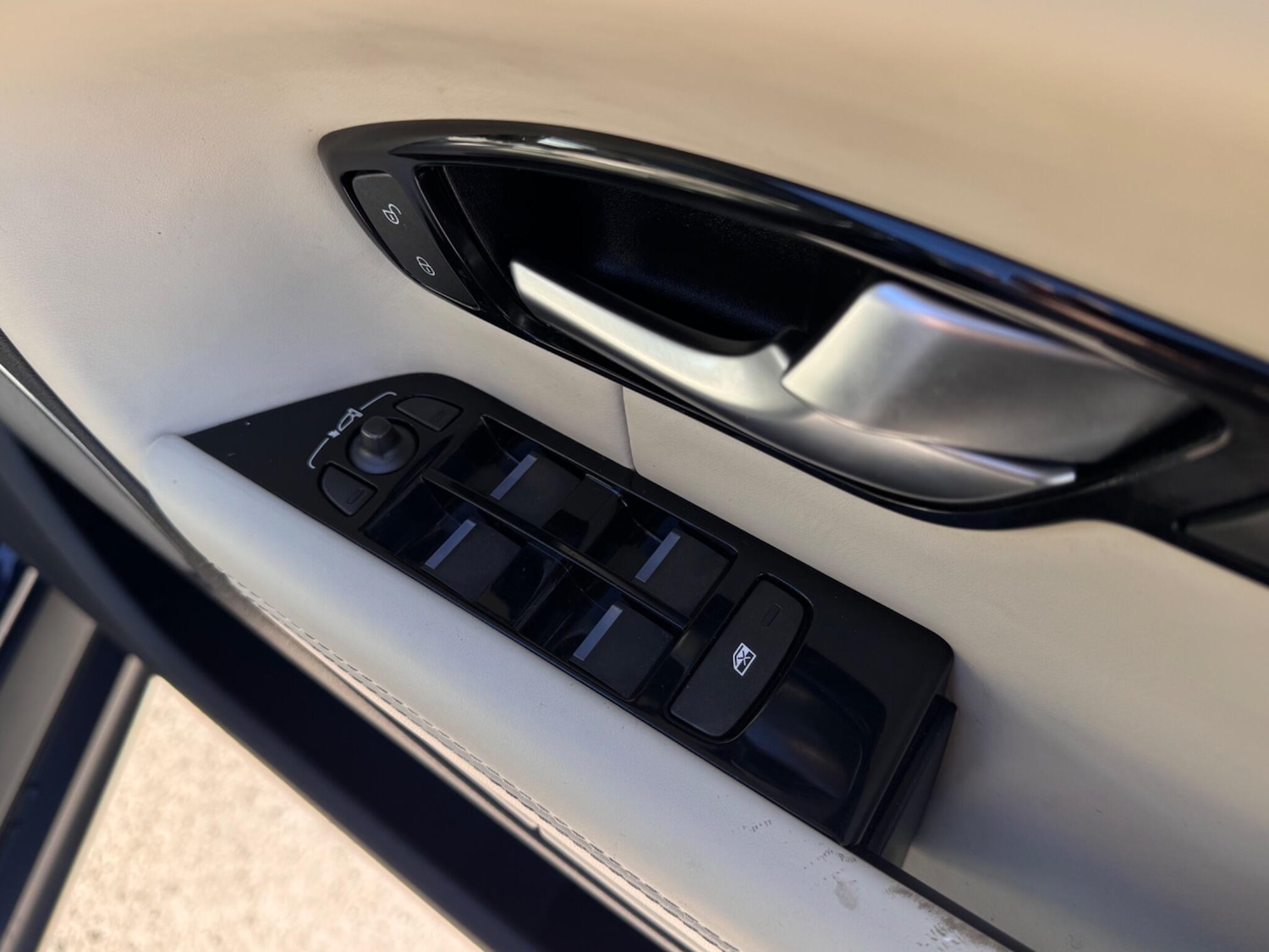 Used Land Rover Range Rover Evoque for sale - 77753407: Photo 64