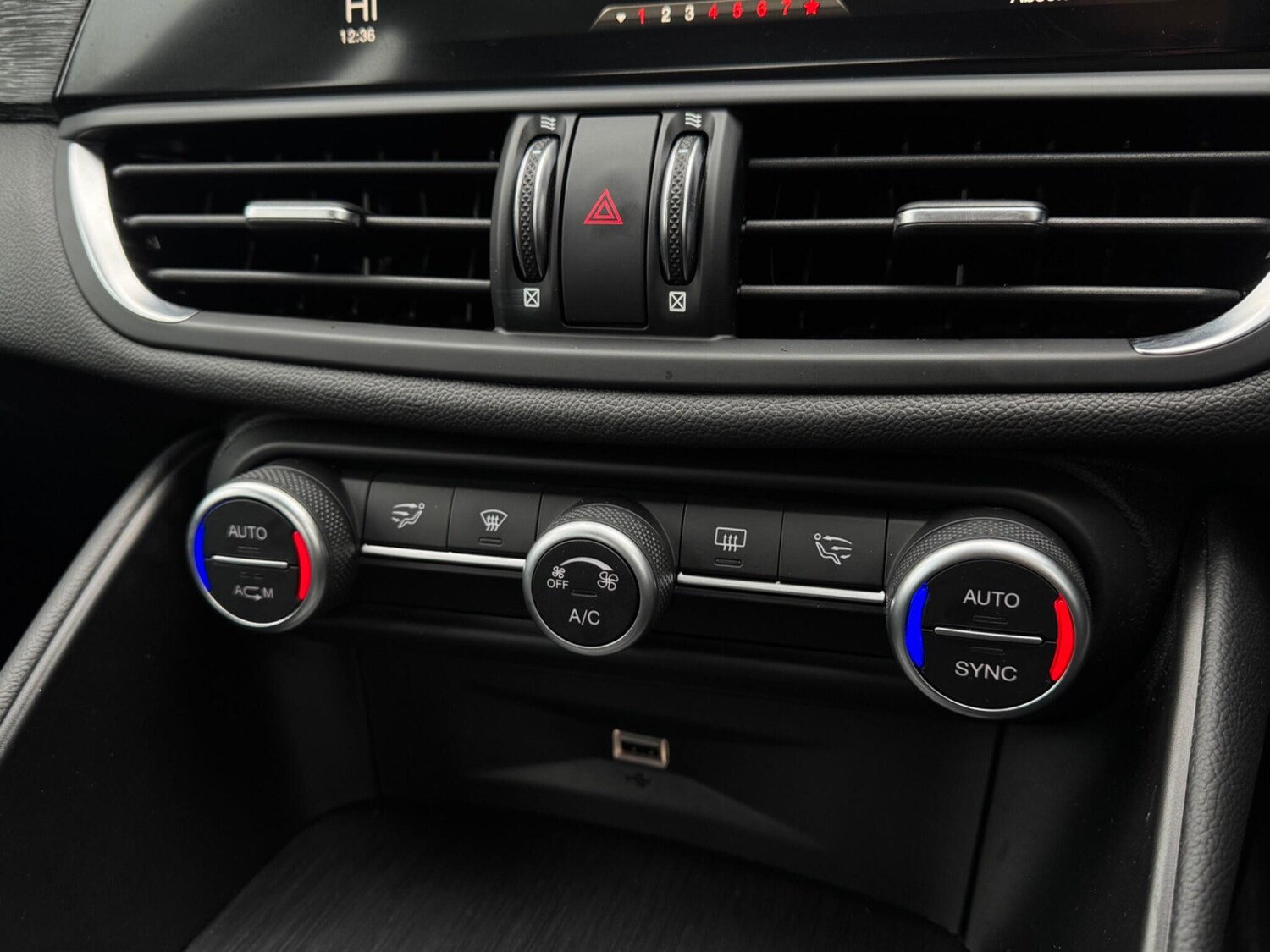 Used Alfa Romeo Giulia for sale - 77496677: Photo 24