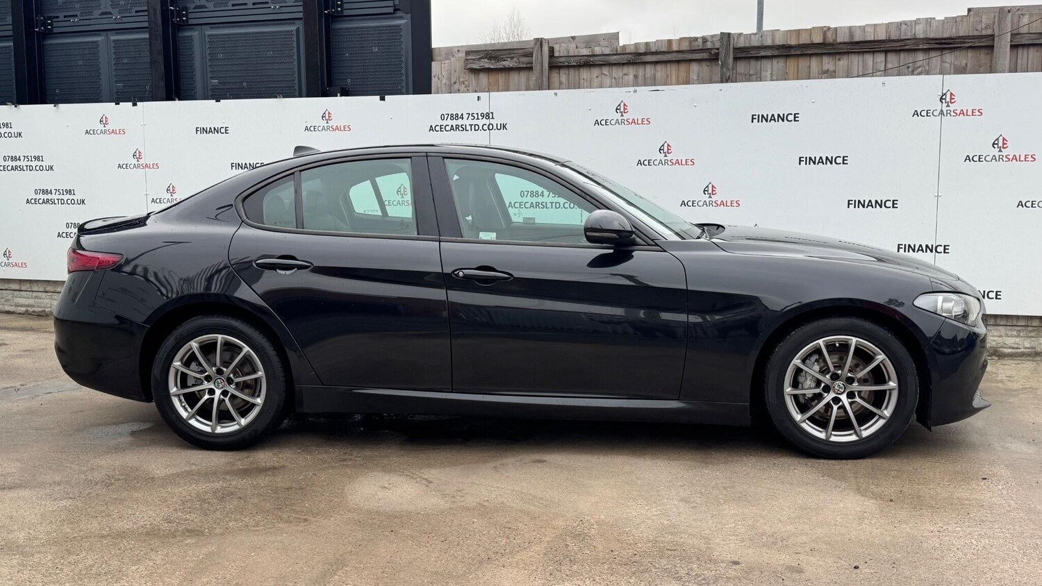 Used Alfa Romeo Giulia for sale - 77496677: Photo 9