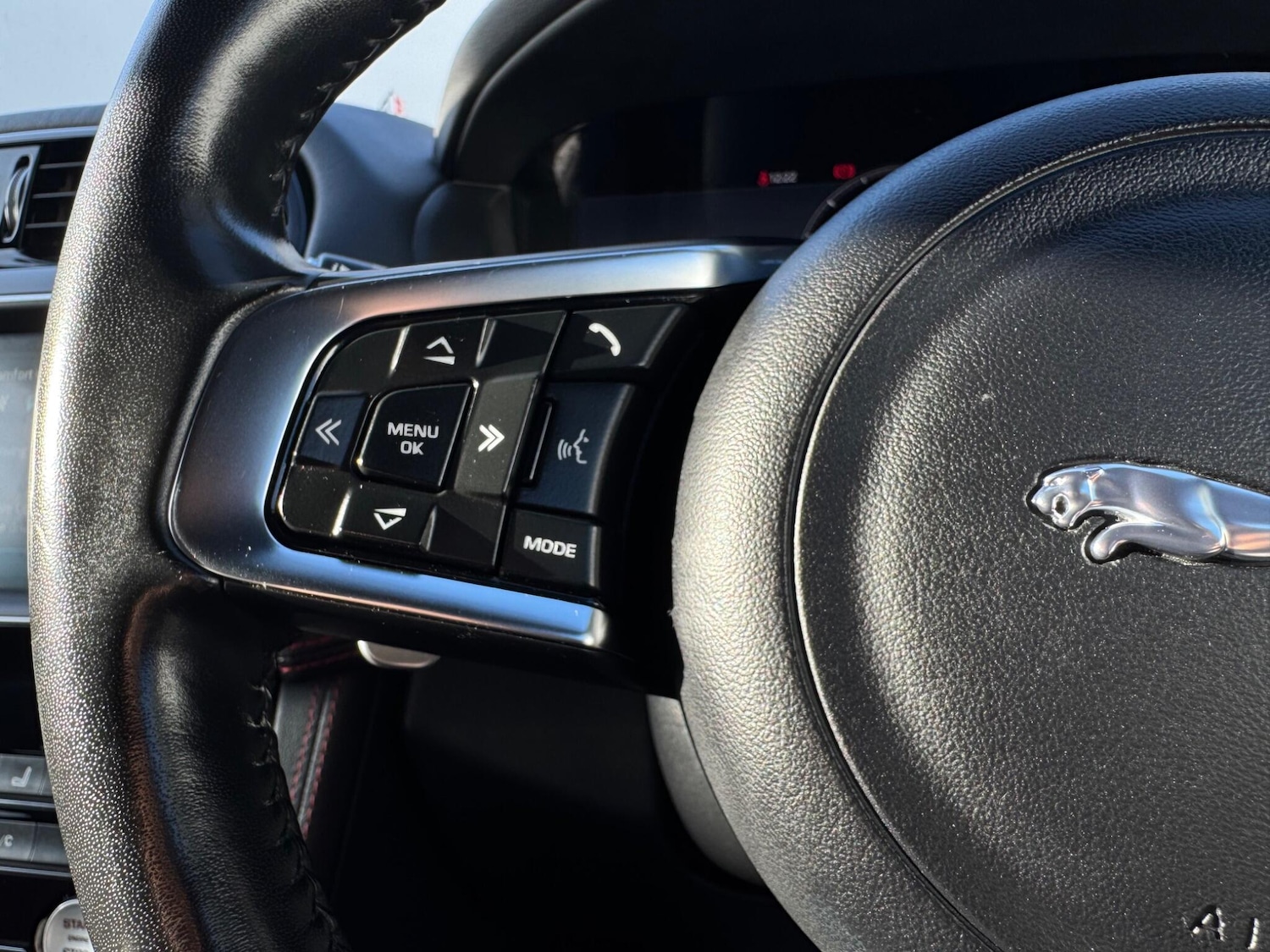 Used Jaguar F-Pace for sale - 77358293: Photo 32