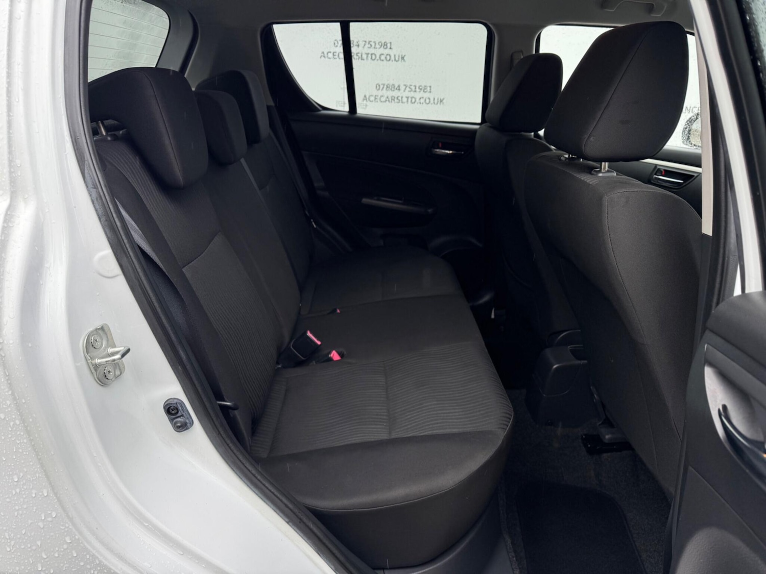 Used Suzuki Swift 2011 for sale - 76371512: Photo 14