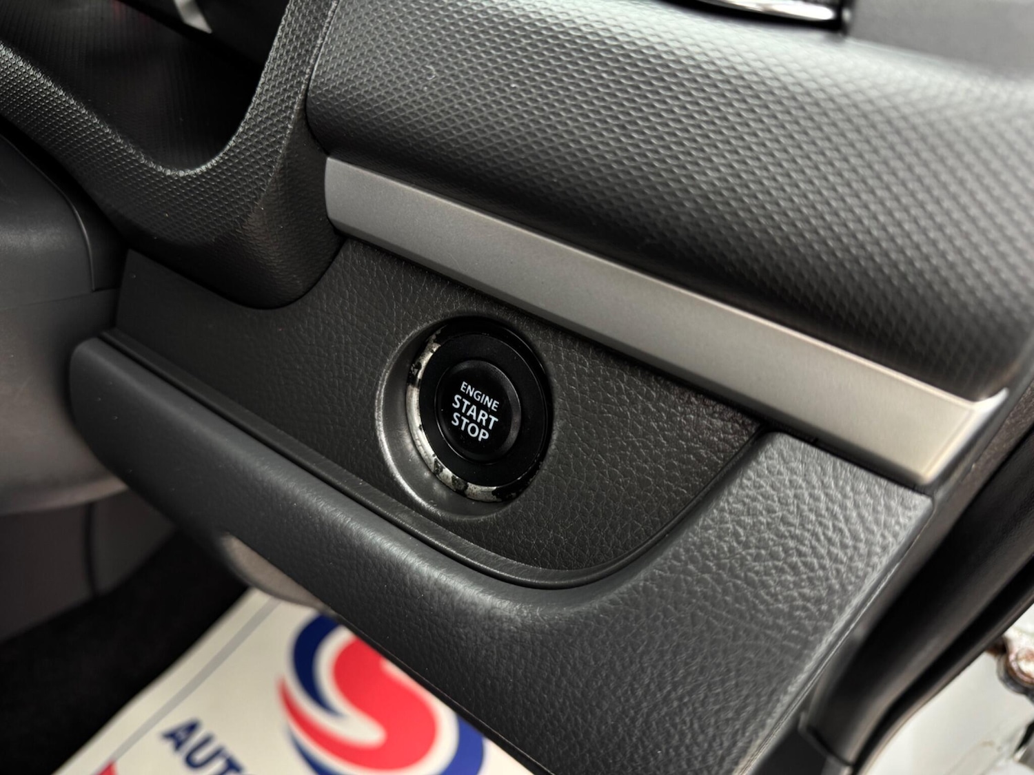 Used Suzuki Swift 2011 for sale - 76371512: Photo 21