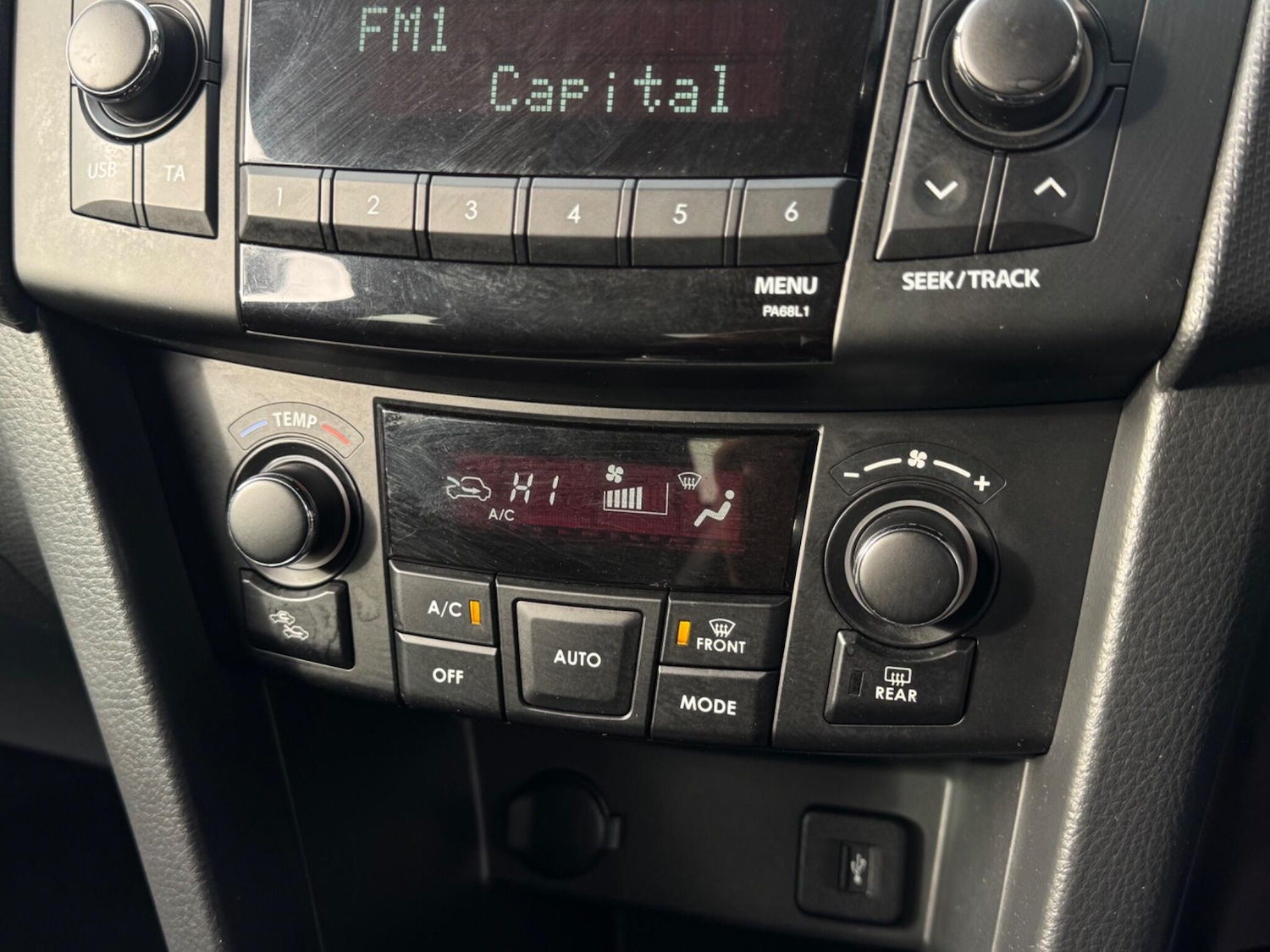 Used Suzuki Swift 2011 for sale - 76371512: Photo 22