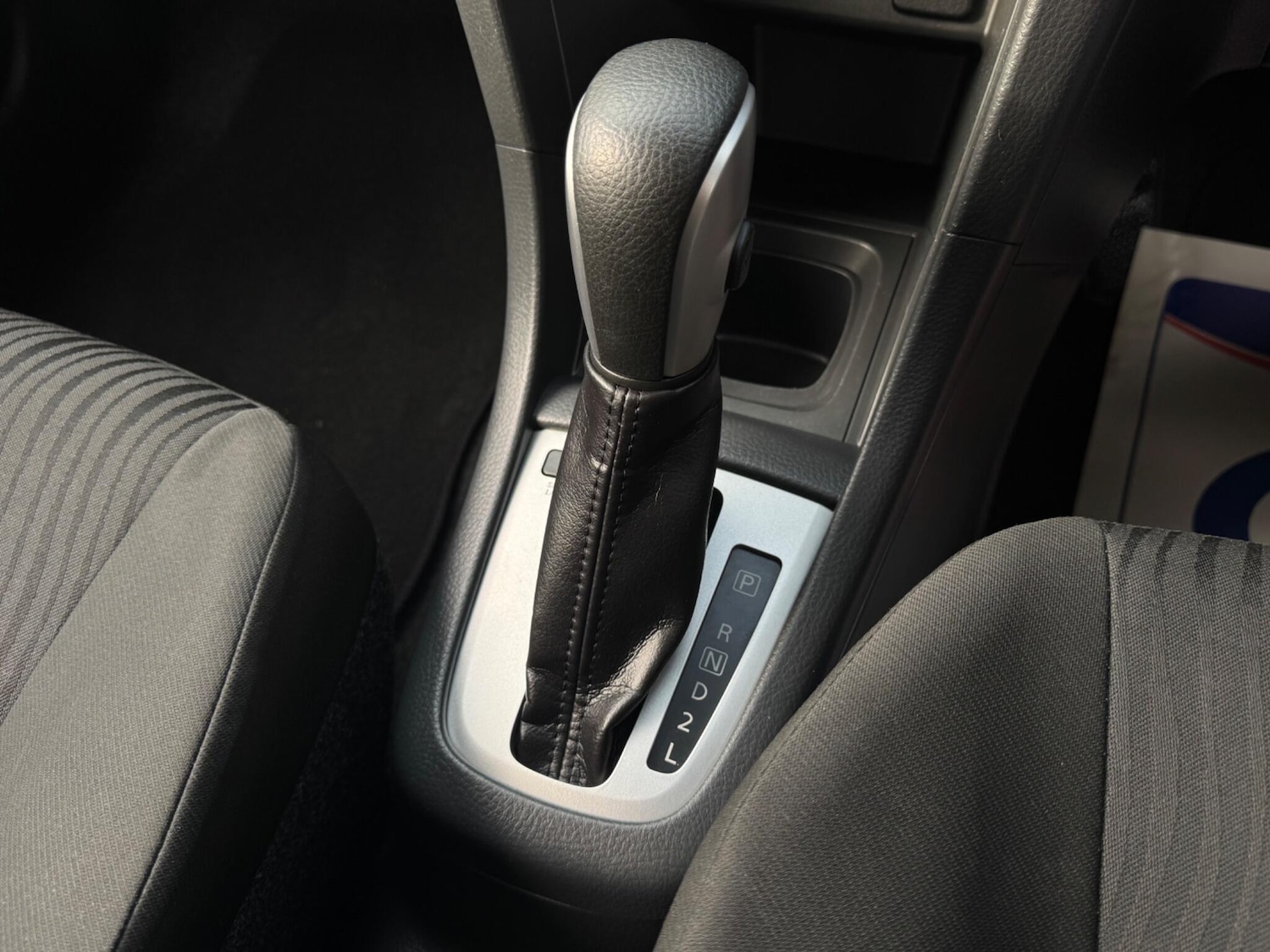 Used Suzuki Swift 2011 for sale - 76371512: Photo 23