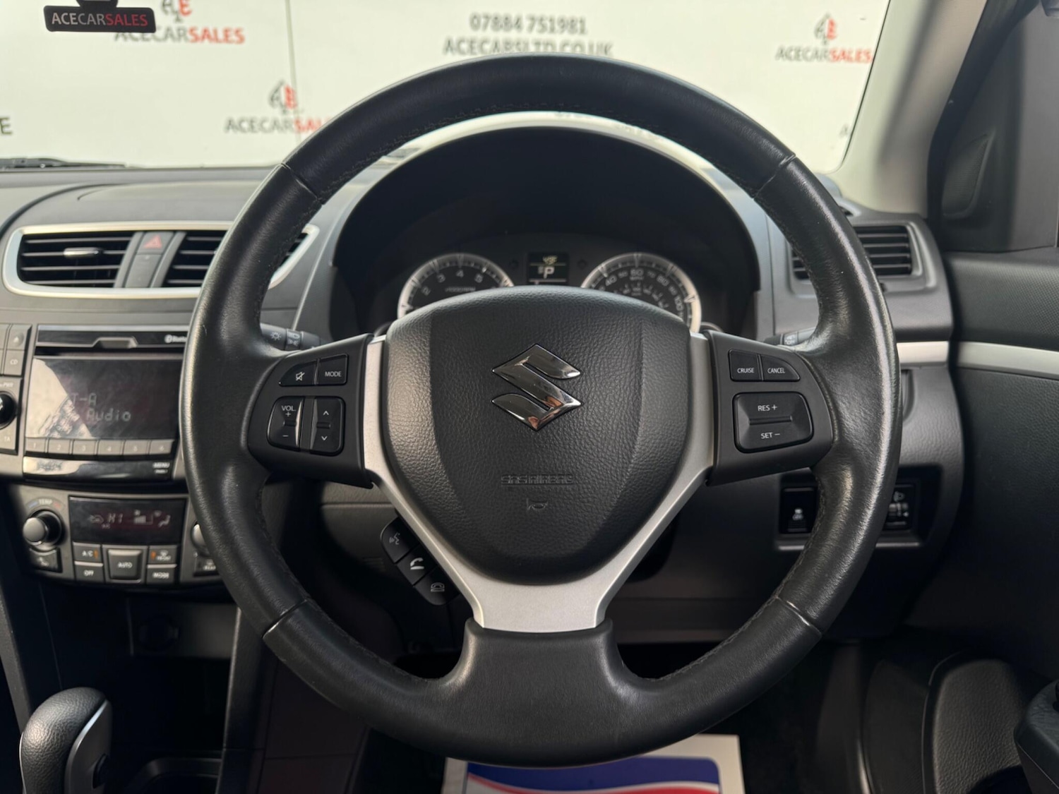 Used Suzuki Swift 2011 for sale - 76371512: Photo 24