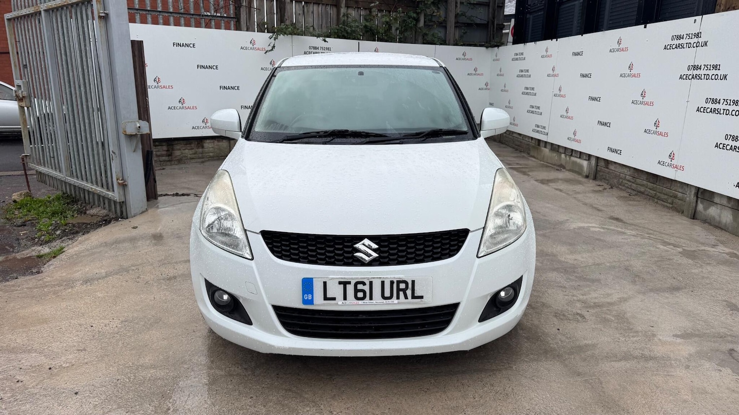 Used Suzuki Swift 2011 for sale - 76371512: Photo 3