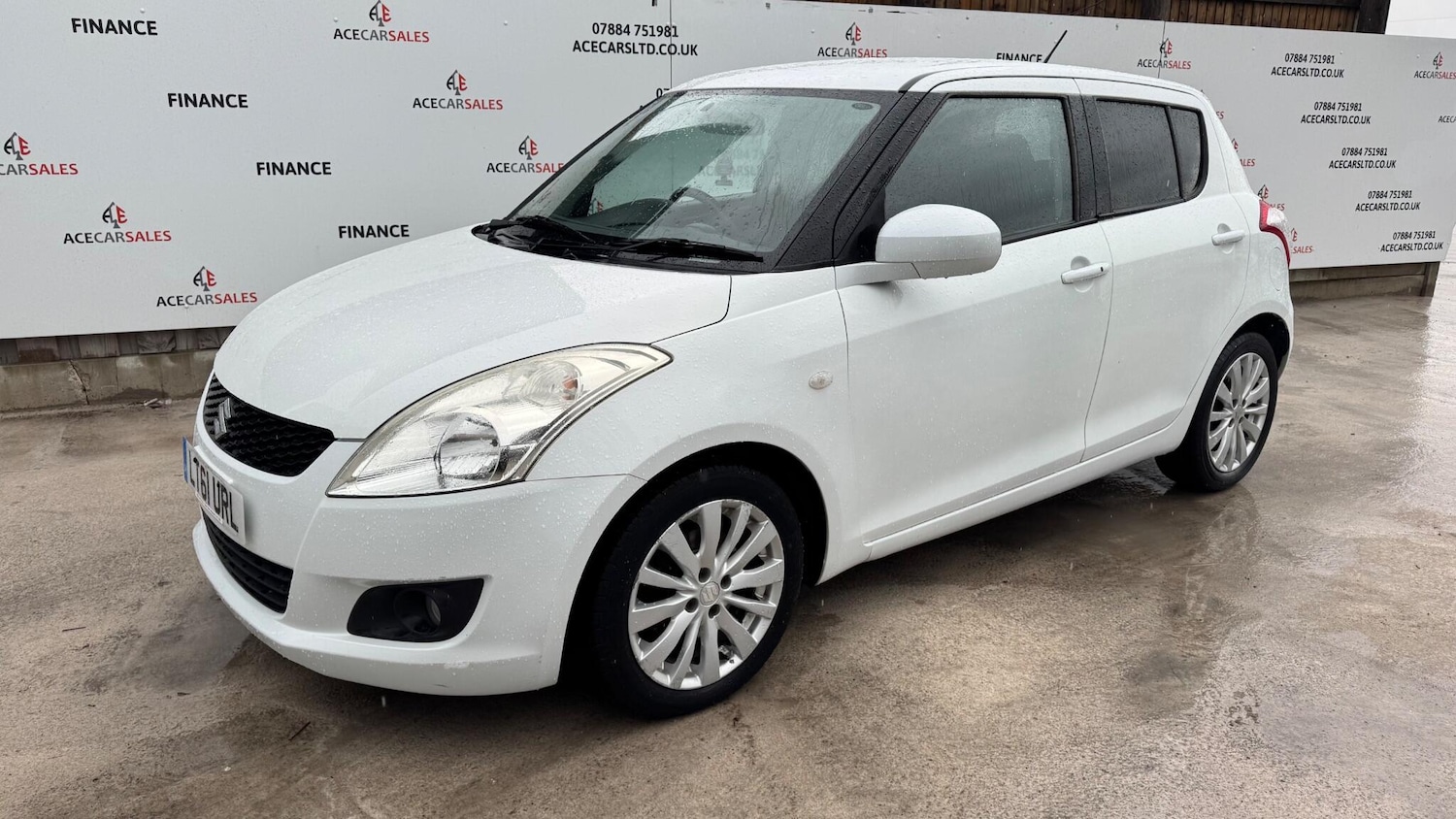 Used Suzuki Swift 2011 for sale - 76371512: Photo 4