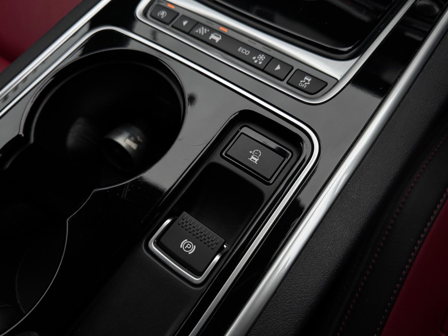 Used Jaguar XE for sale - 77684314: Photo 28