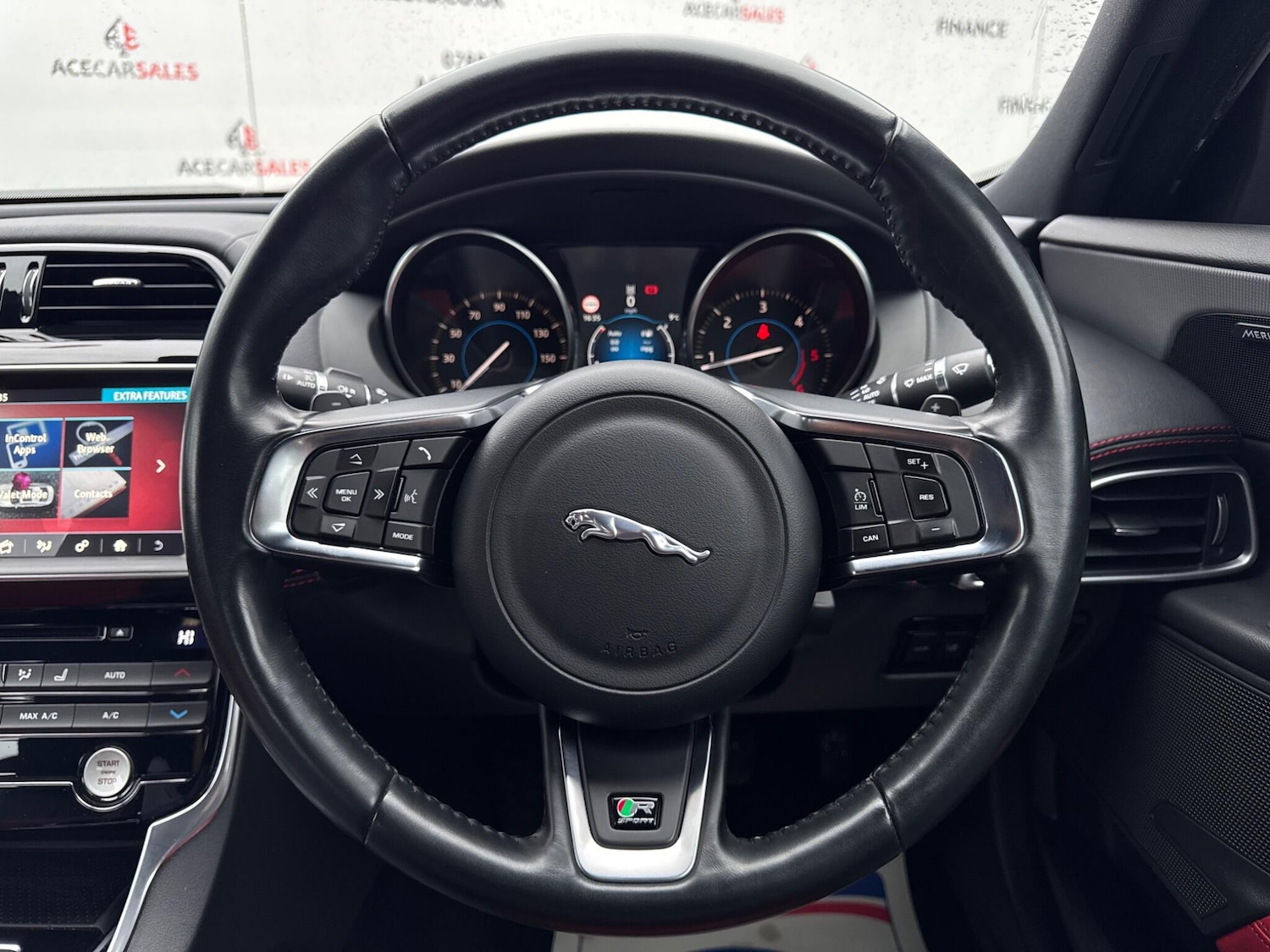 Used Jaguar XE for sale - 77684314: Photo 29