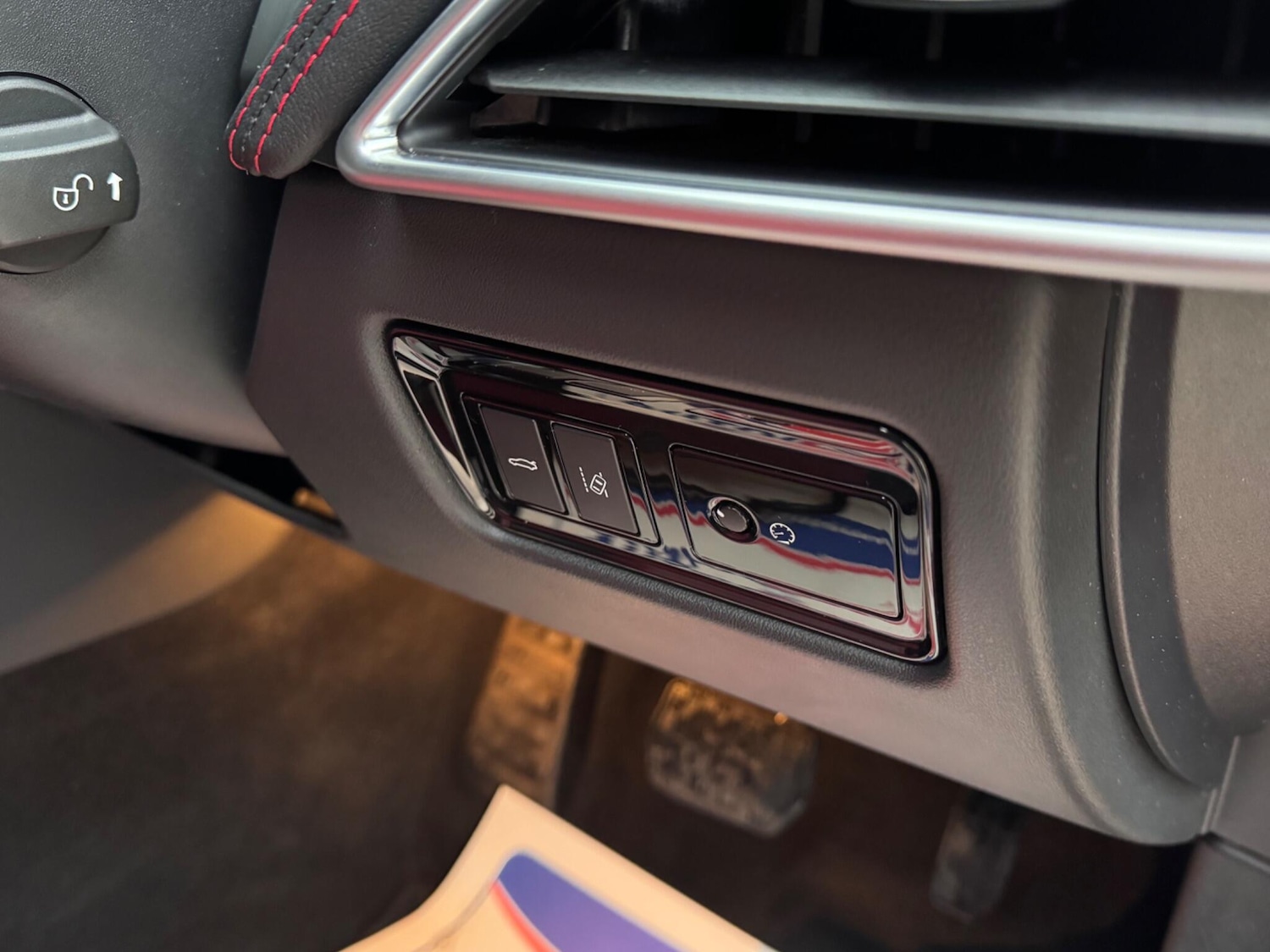 Used Jaguar XE for sale - 77684314: Photo 59