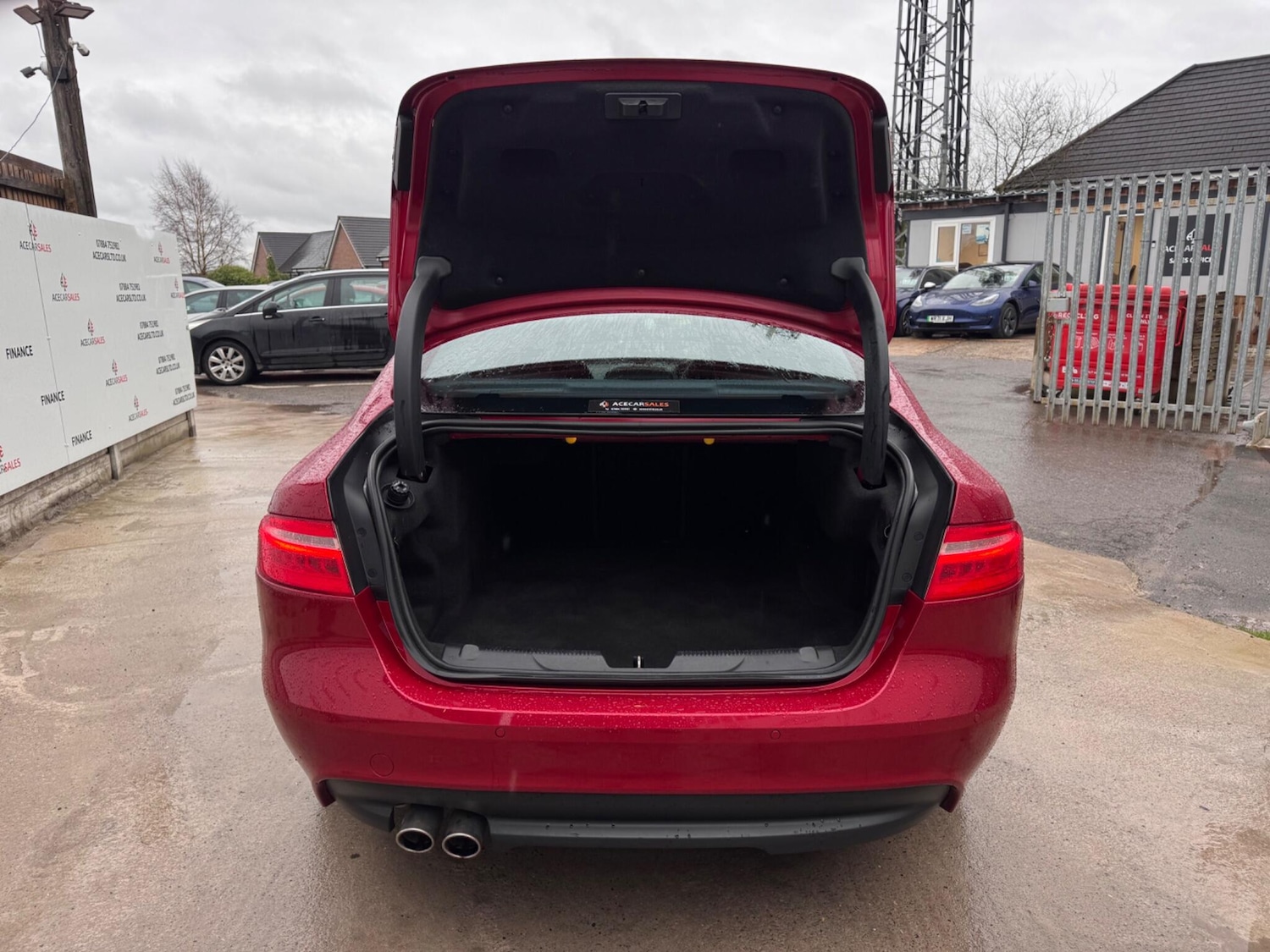 Used Jaguar XE for sale - 77684314: Photo 71