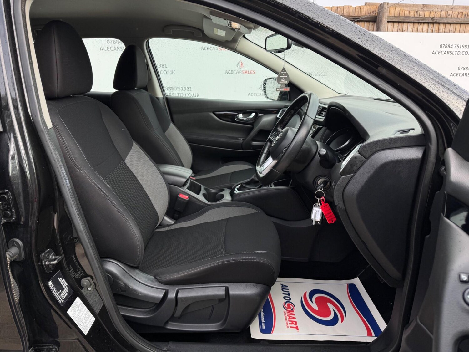 Used Nissan Qashqai for sale - 76995327: Photo 11