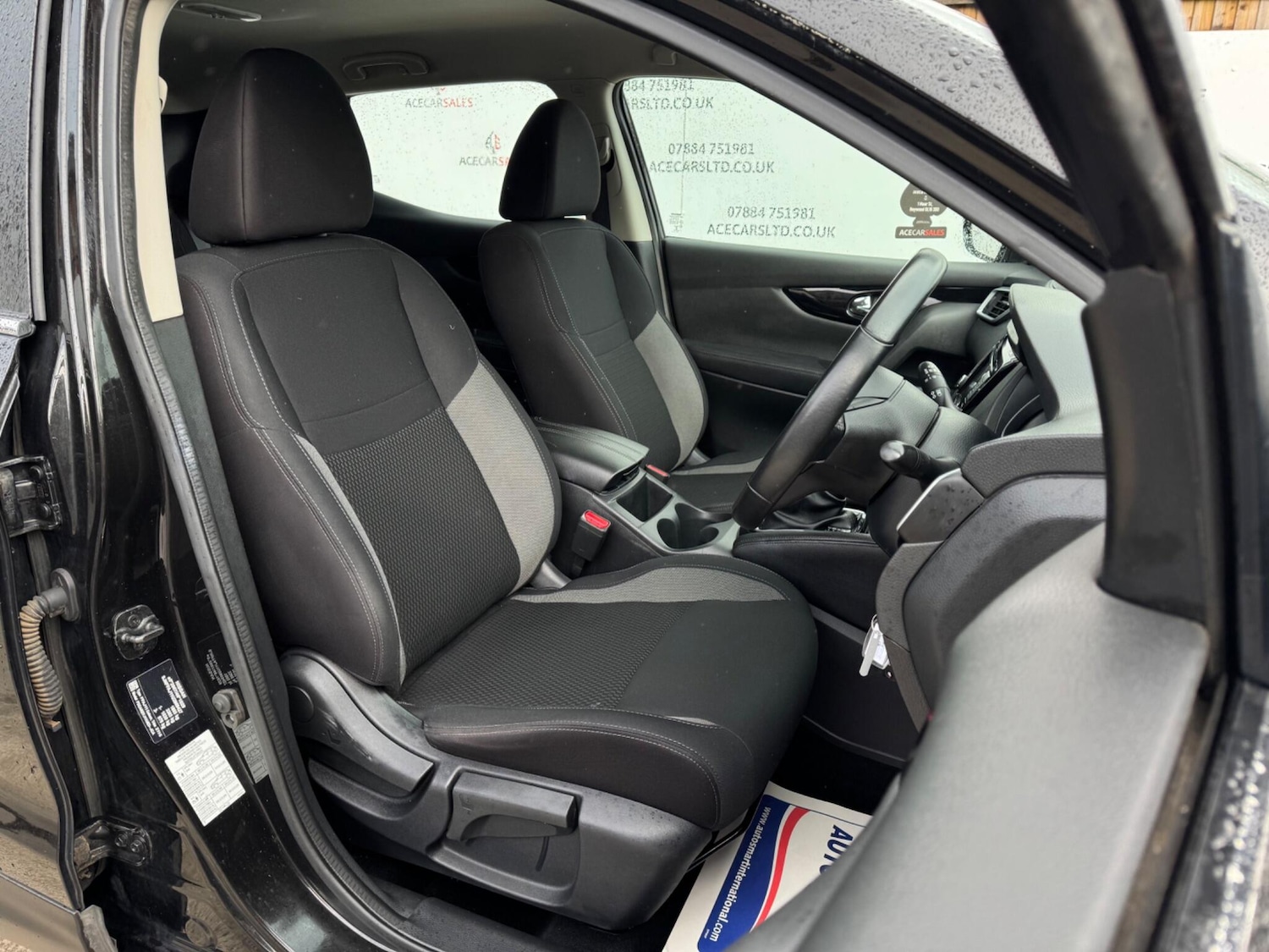 Used Nissan Qashqai for sale - 76995327: Photo 12