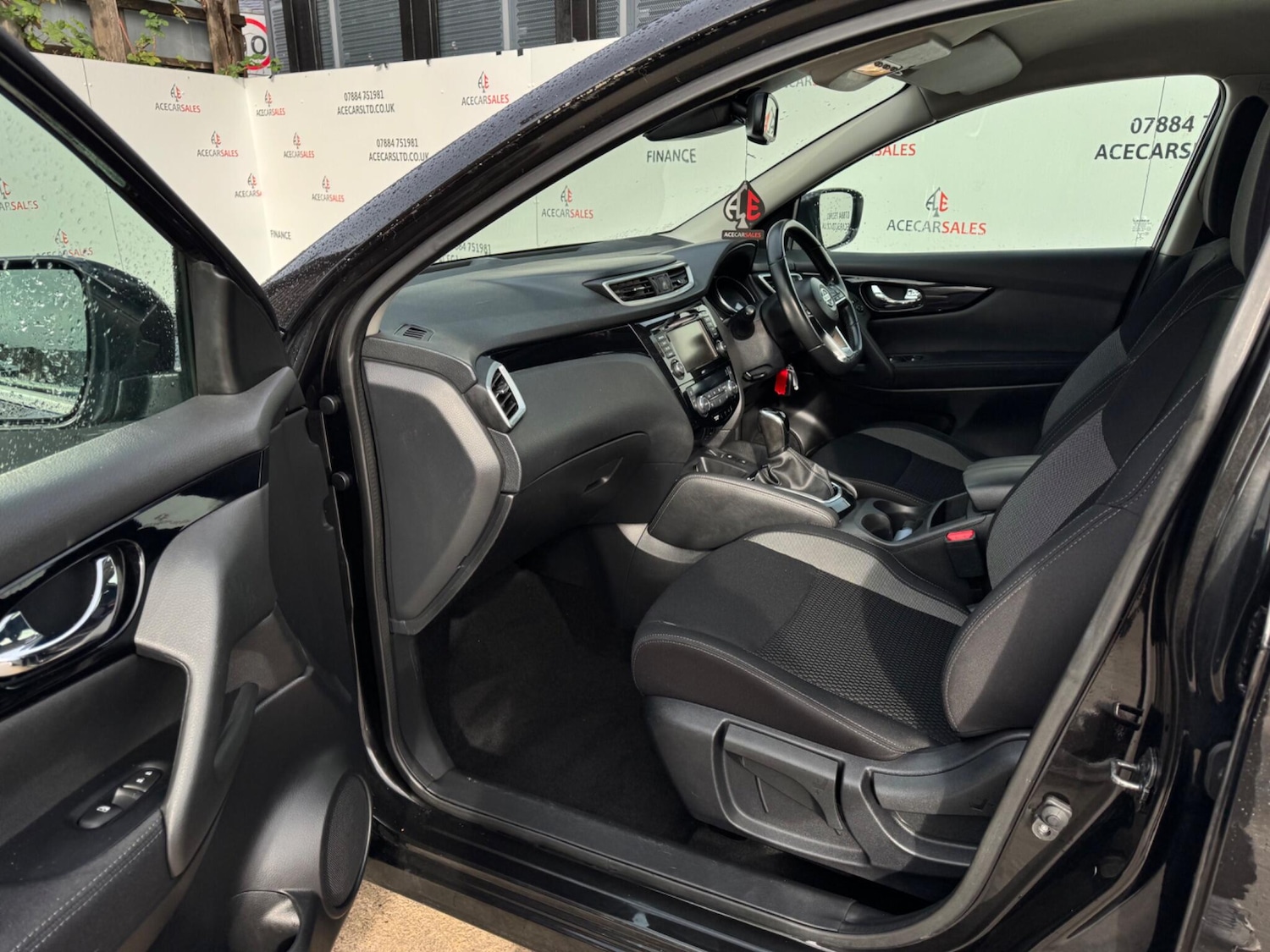 Used Nissan Qashqai for sale - 76995327: Photo 17