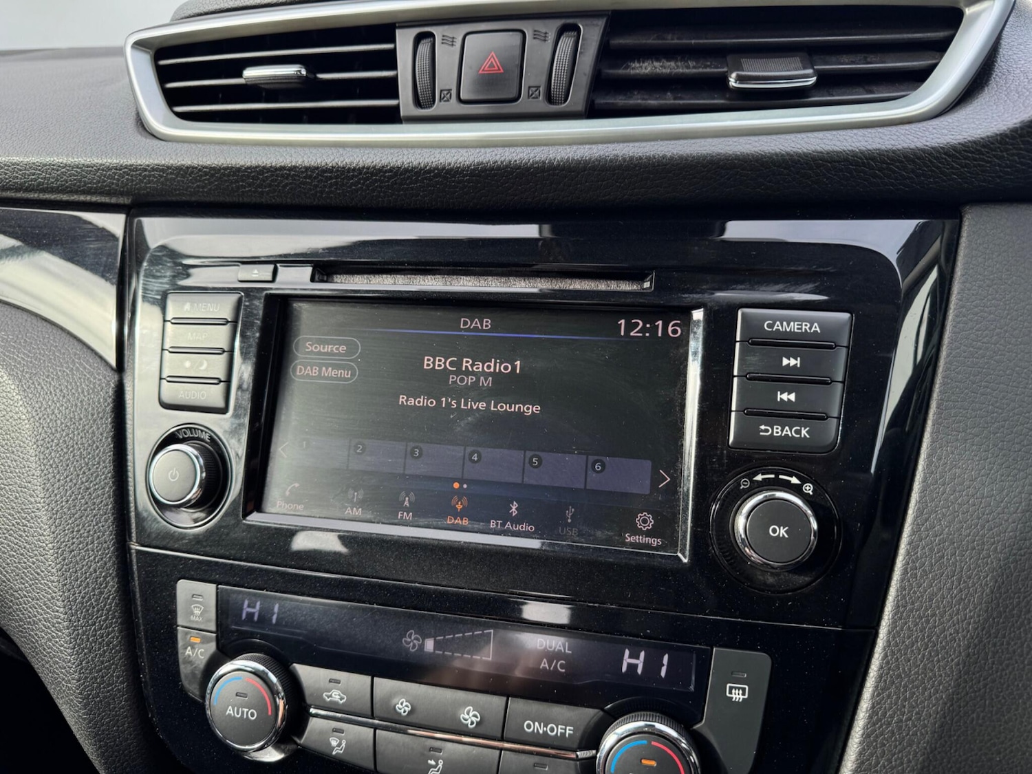 Used Nissan Qashqai for sale - 76995327: Photo 42