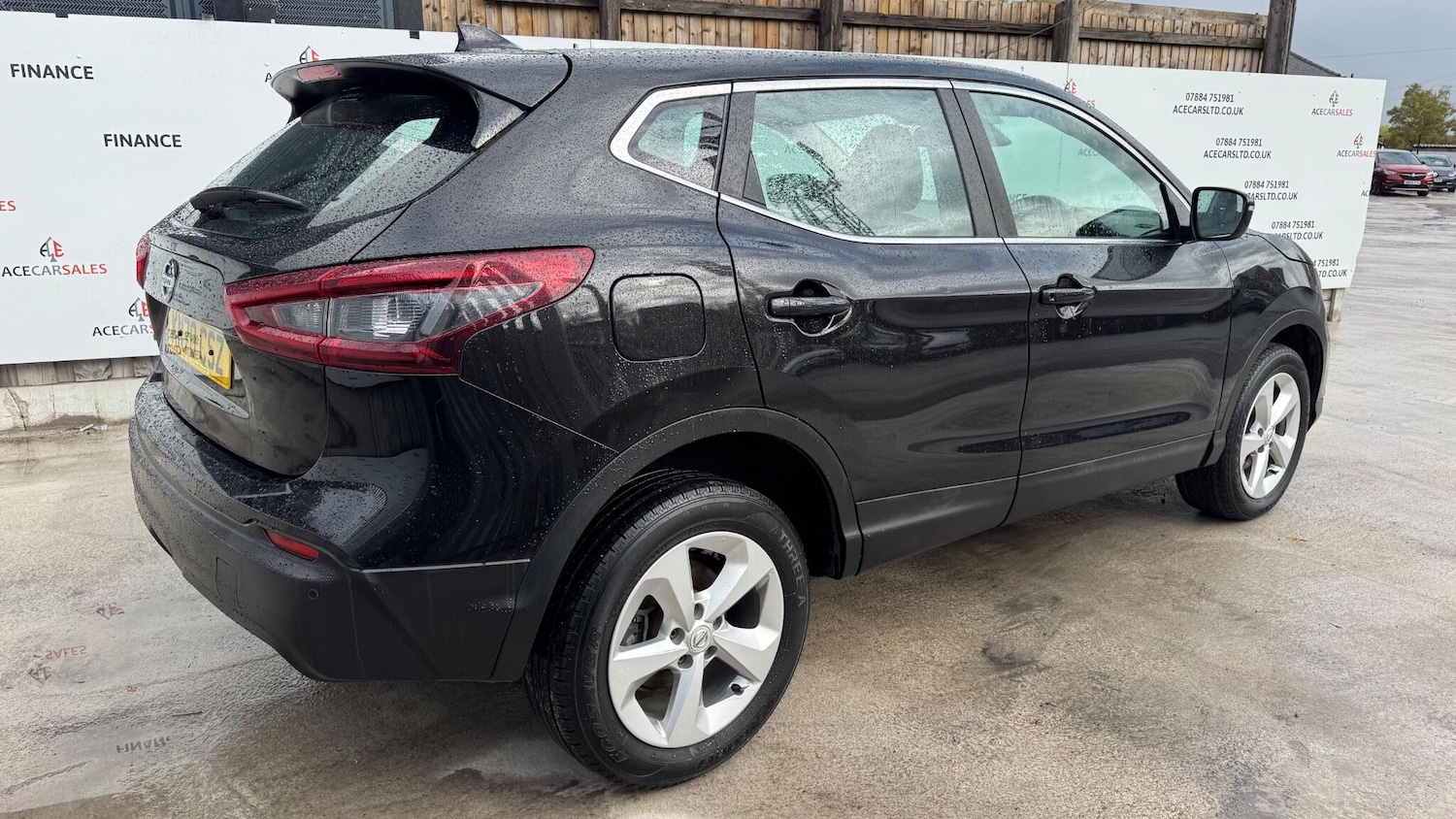 Used Nissan Qashqai for sale - 76995327: Photo 8