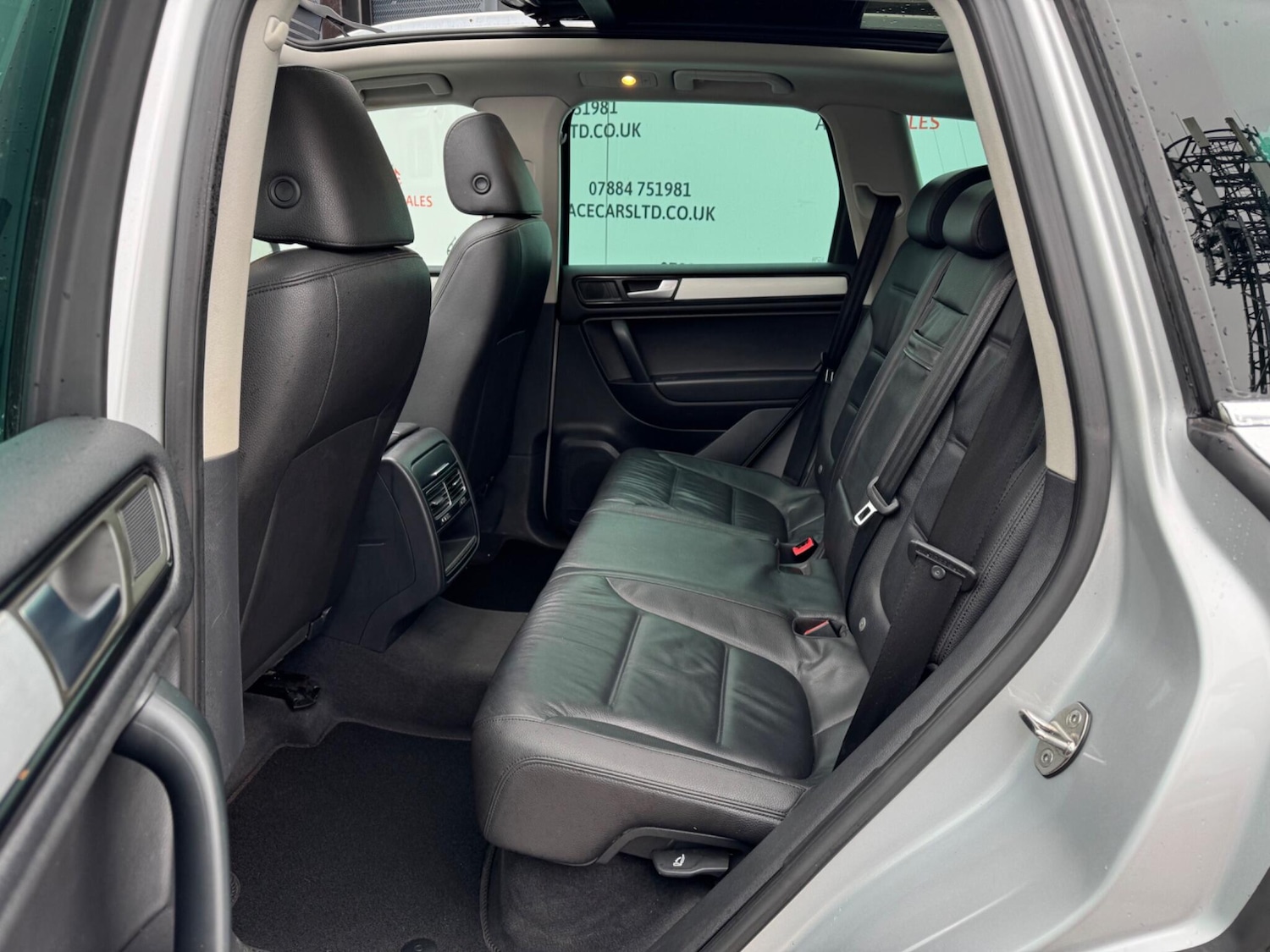 Used Volkswagen Touareg 2013 for sale - 77021207: Photo 16