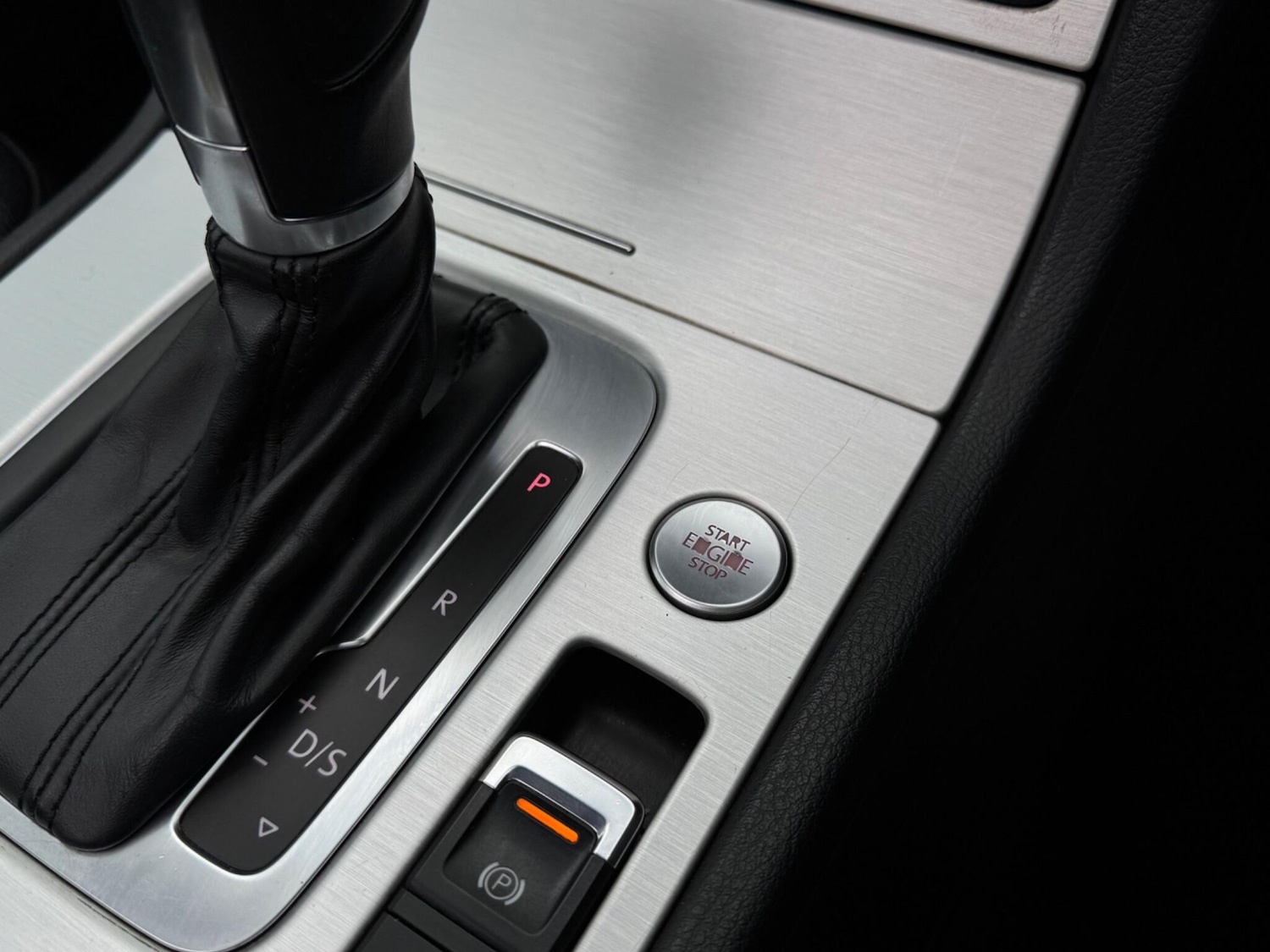 Used Volkswagen Touareg 2013 for sale - 77021207: Photo 28