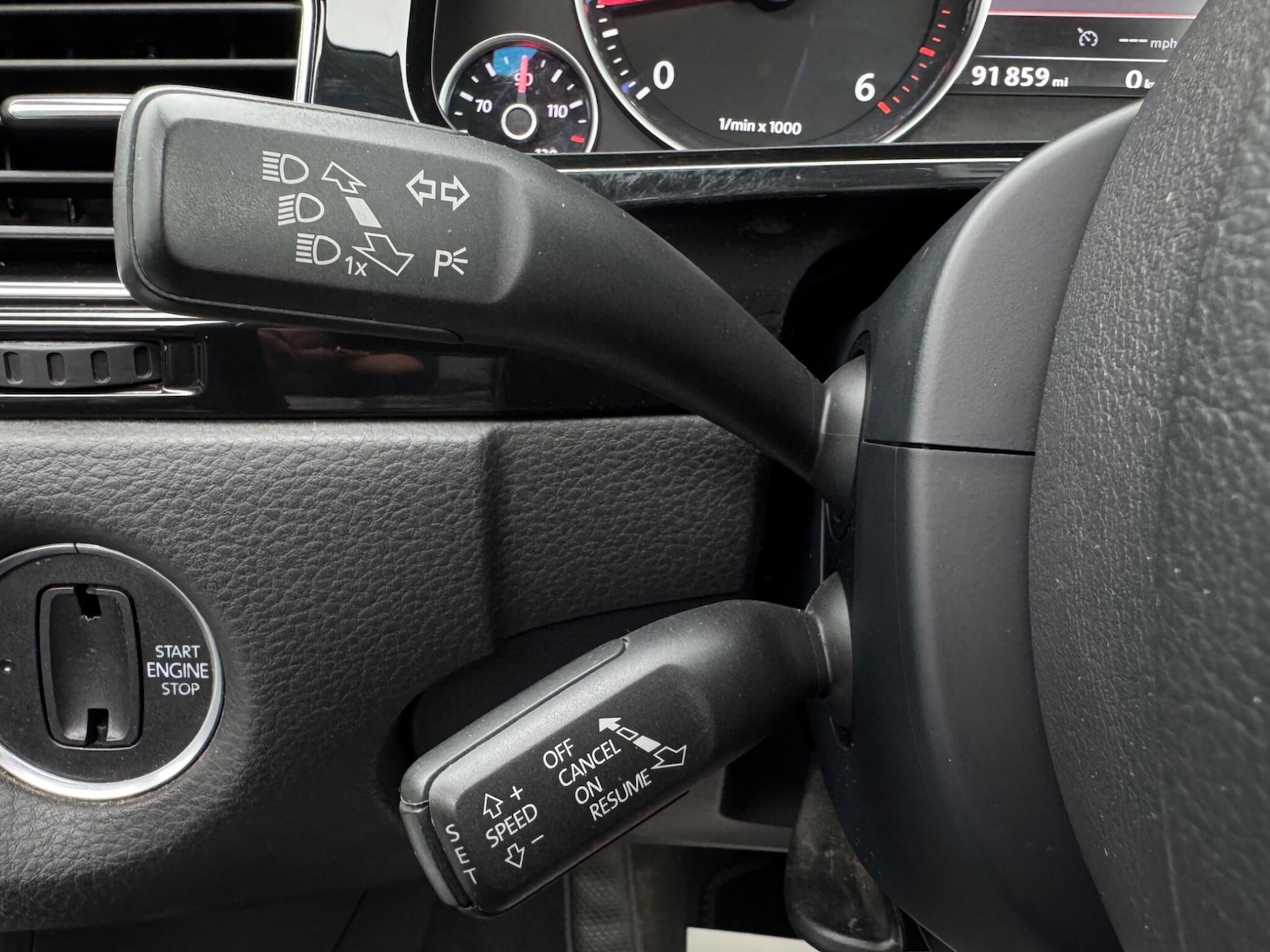 Used Volkswagen Touareg 2013 for sale - 77021207: Photo 31