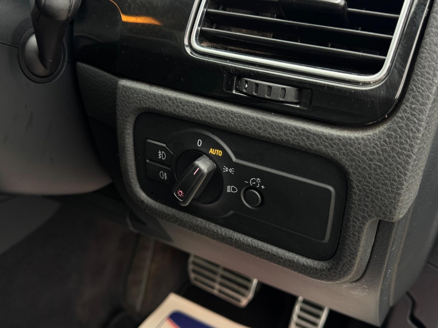 Used Volkswagen Touareg 2013 for sale - 77021207: Photo 65