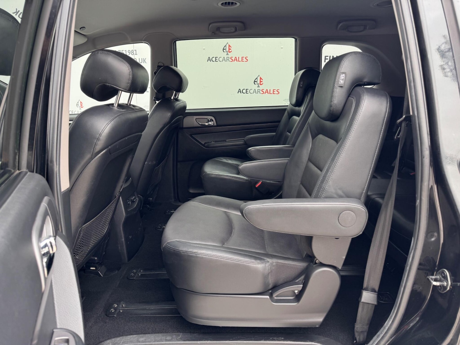 Used Ssangyong Turismo 2017 for sale - 76189906: Photo 16