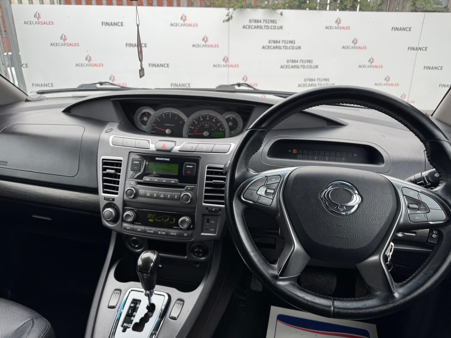 Used Ssangyong Turismo 2017 for sale - 76189906: Photo 22