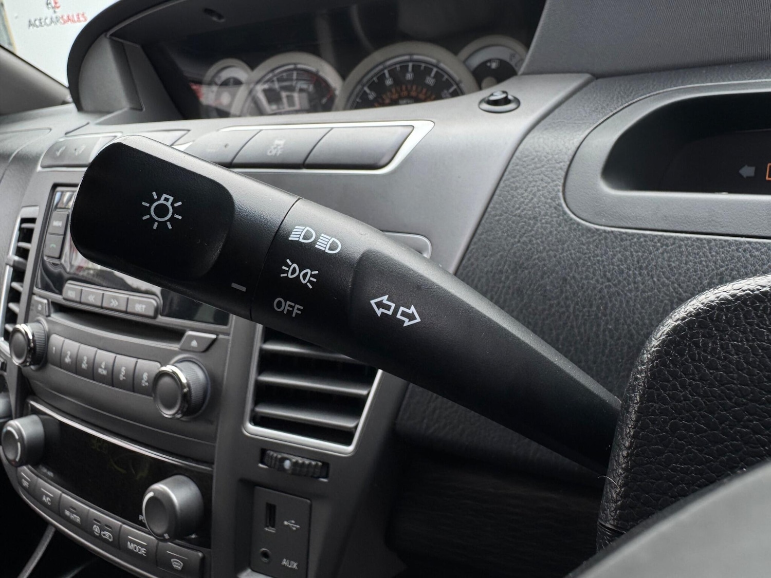 Used Ssangyong Turismo 2017 for sale - 76189906: Photo 29