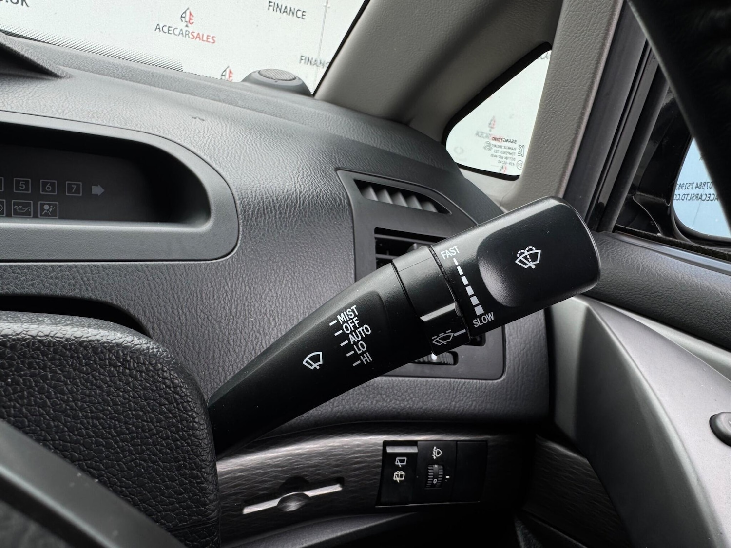 Used Ssangyong Turismo 2017 for sale - 76189906: Photo 33