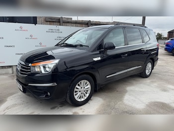 Used Ssangyong Turismo 2017 for sale - 76189906: Photo