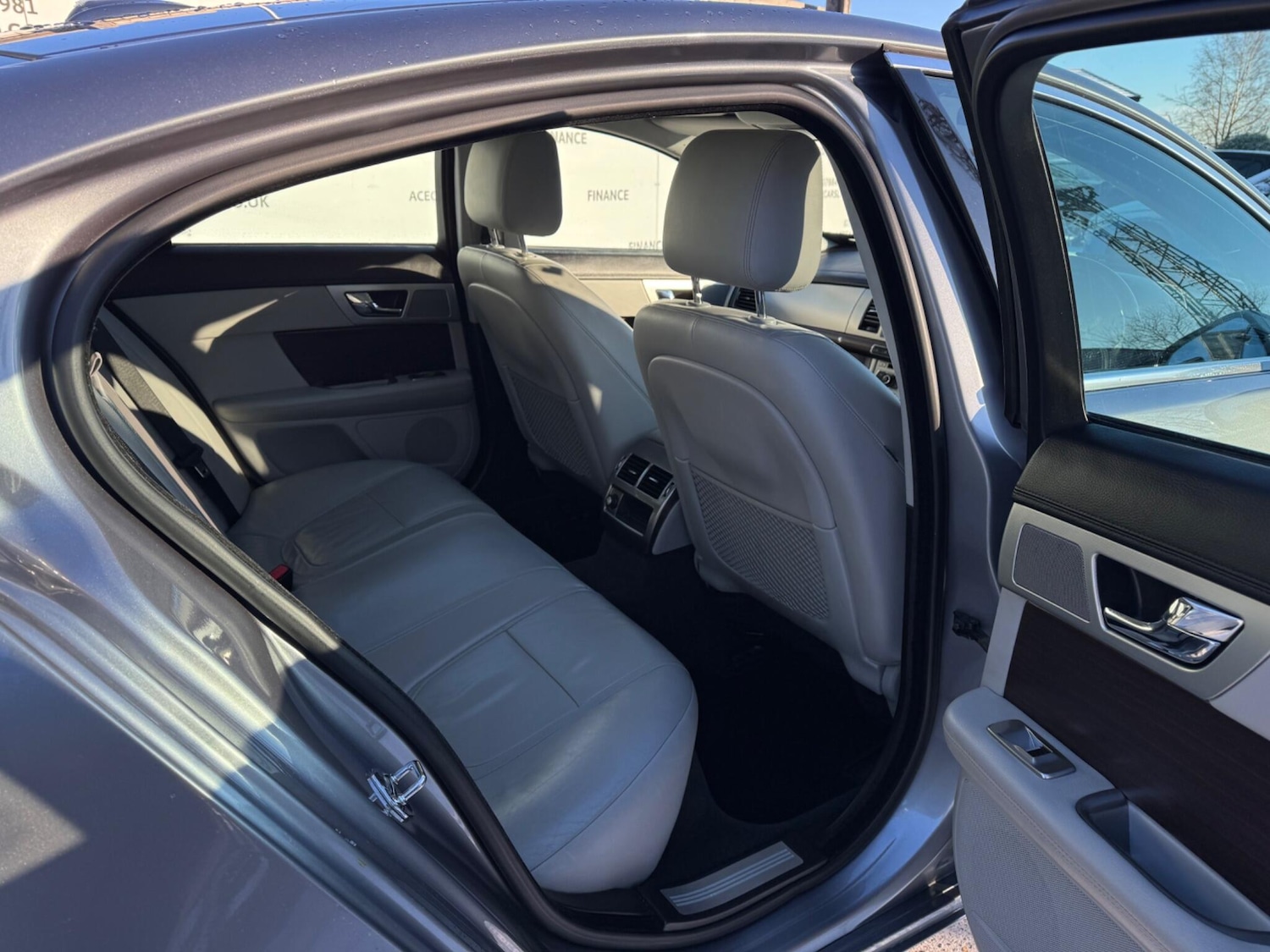 Used Jaguar XF 2012 for sale - 77109842: Photo 13