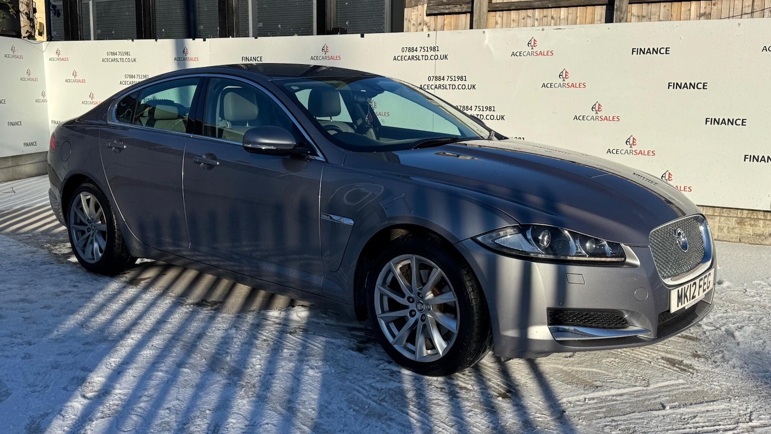 Used Jaguar XF 2012 for sale - 77109842: Photo 2