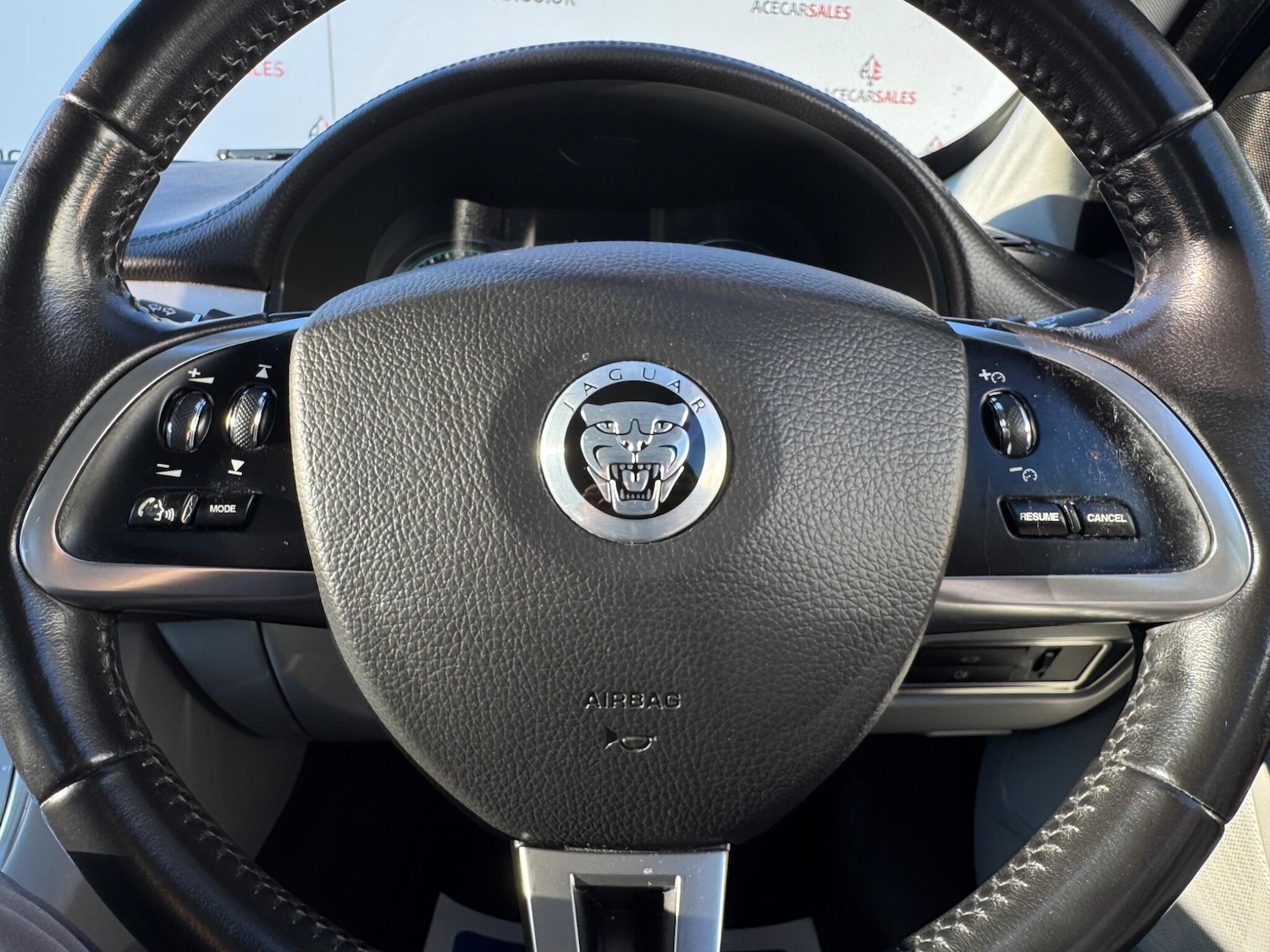 Used Jaguar XF 2012 for sale - 77109842: Photo 33