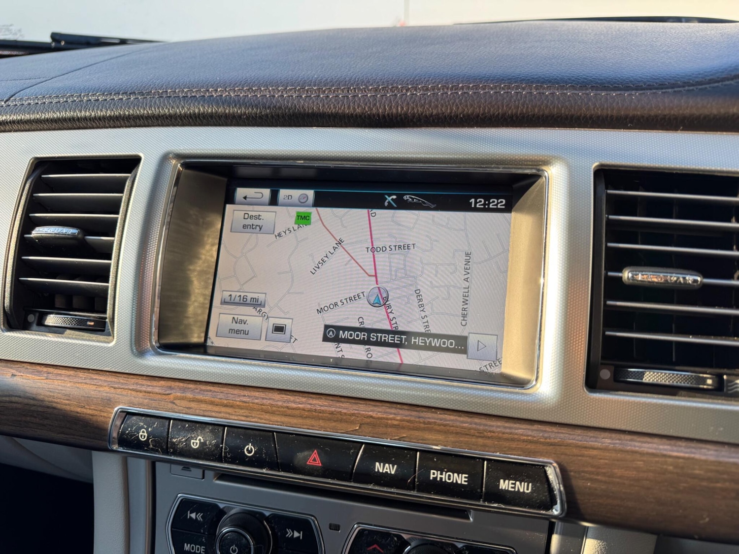 Used Jaguar XF 2012 for sale - 77109842: Photo 38